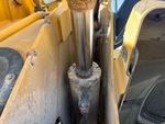 Hydraulics with Loader Lift Cylinders