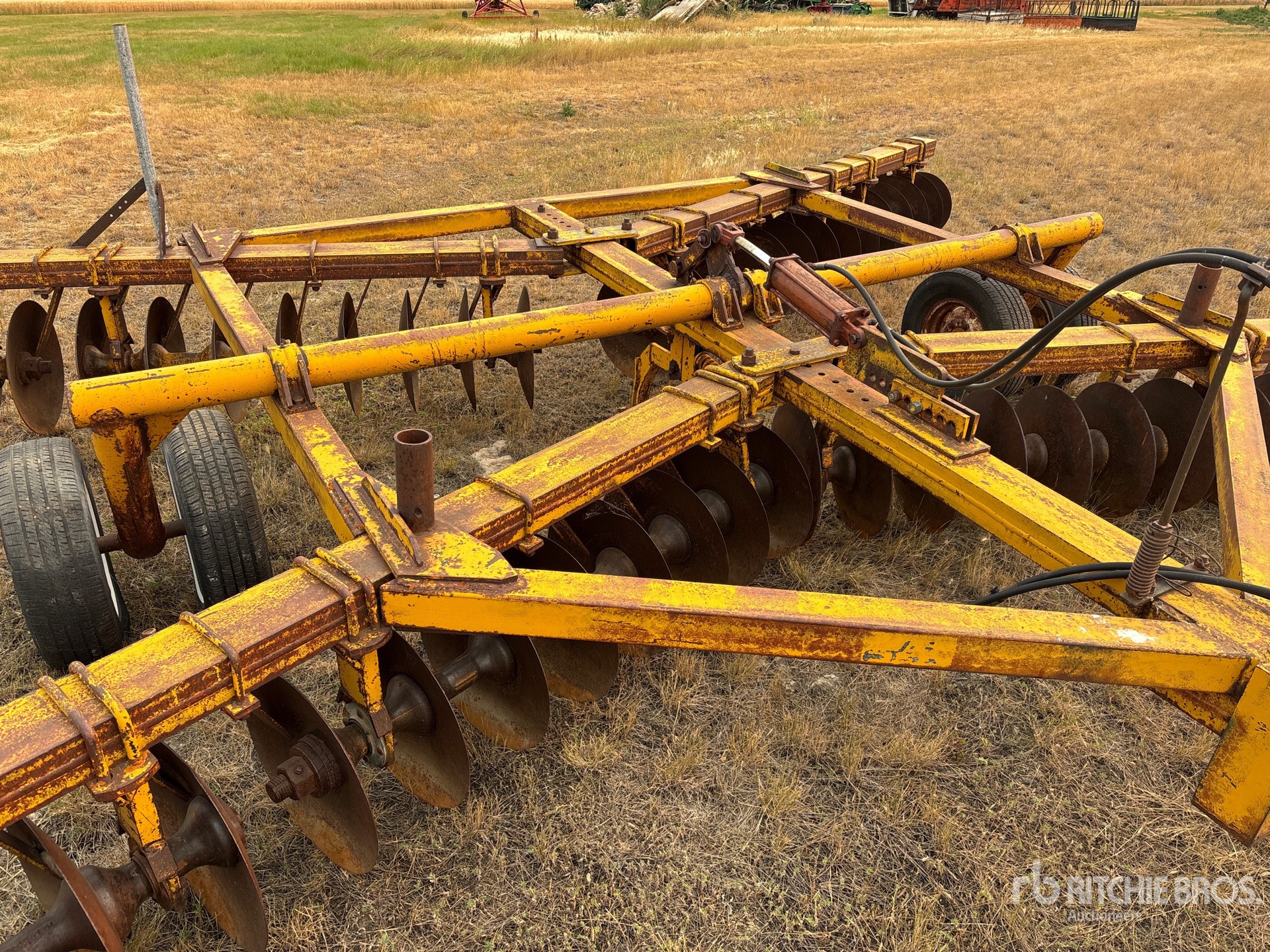 Alteen 23 FT TANDEM