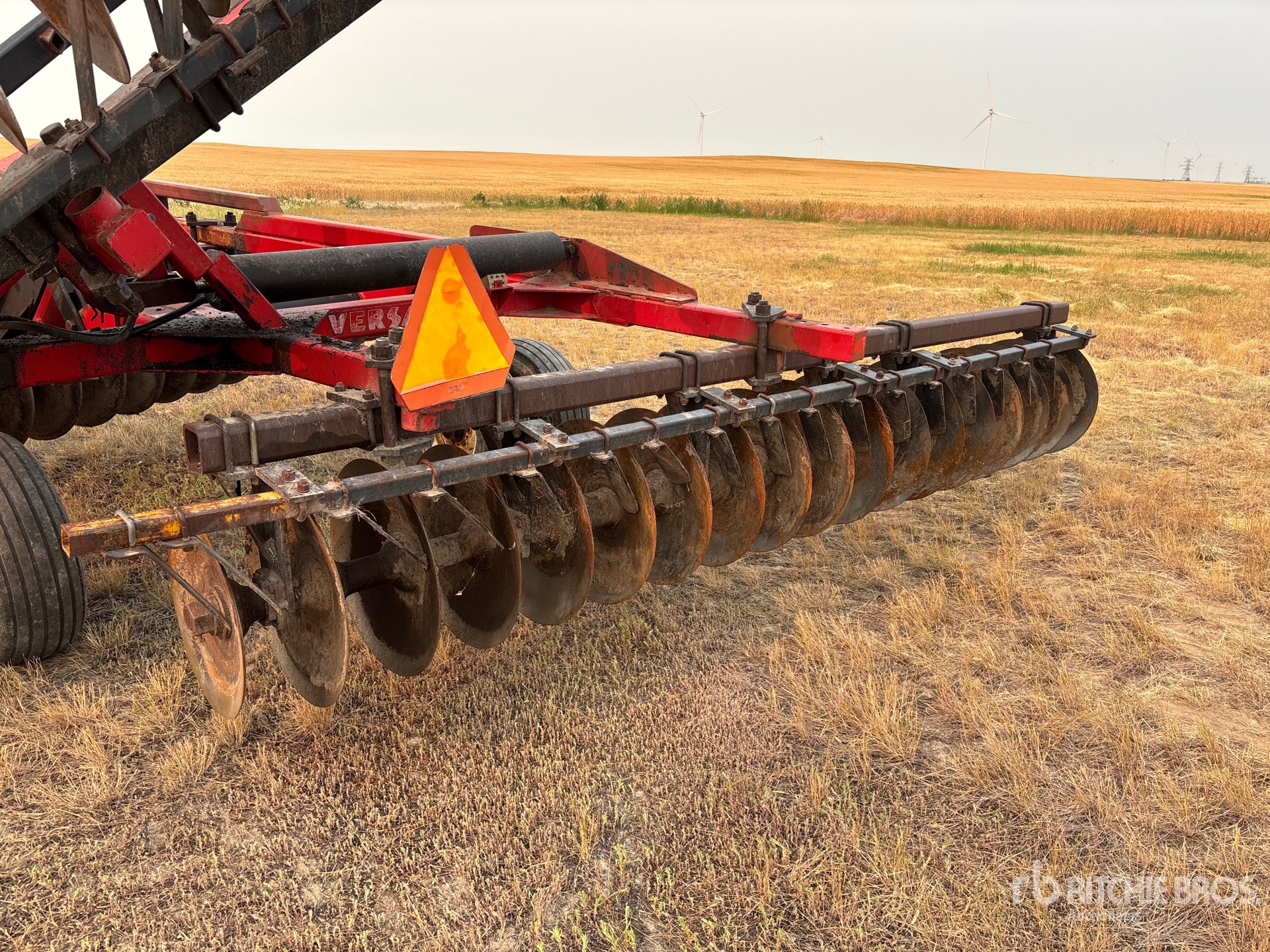 Versatile 28 FT TANDEM
