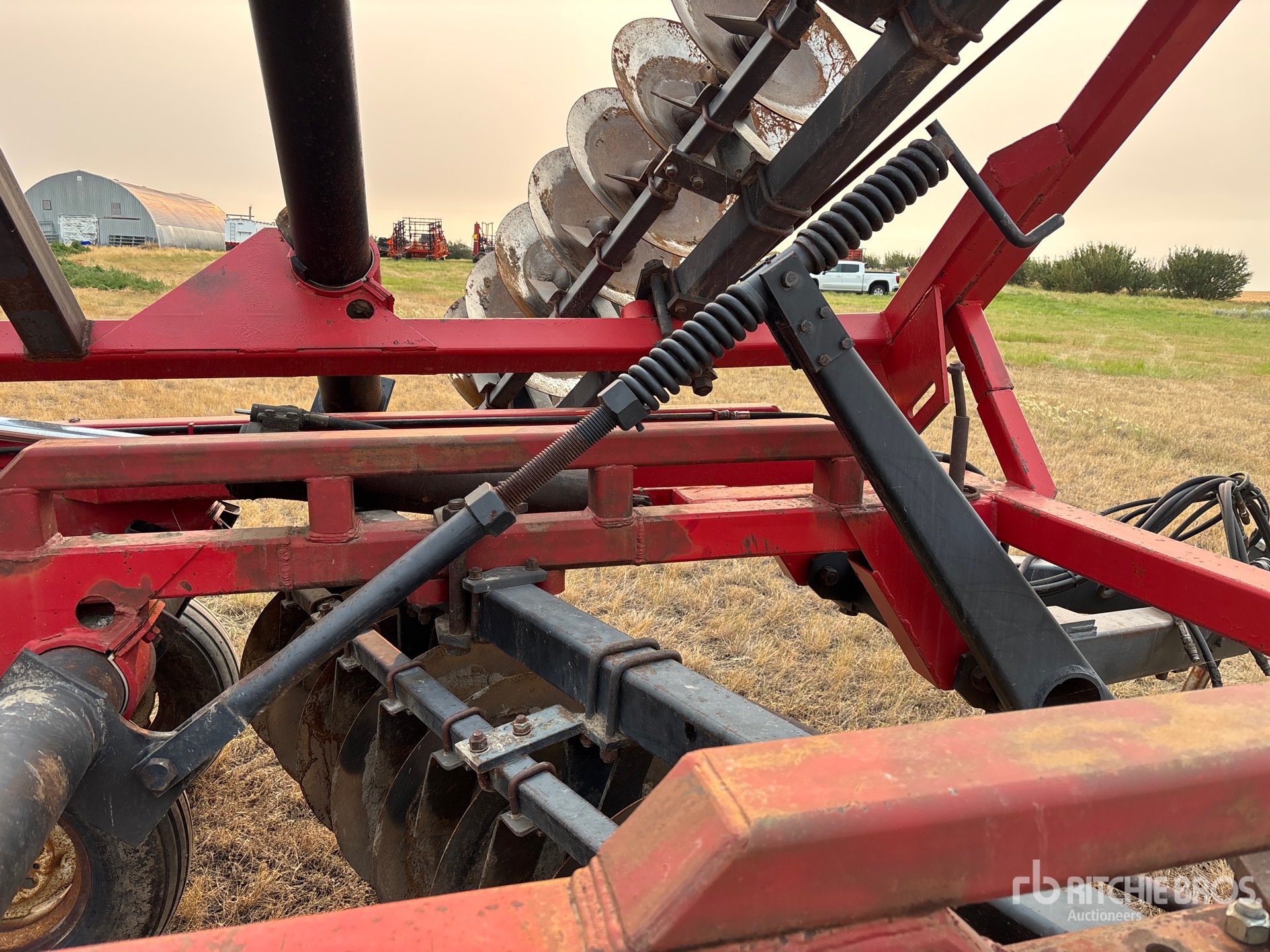 Versatile 28 FT TANDEM