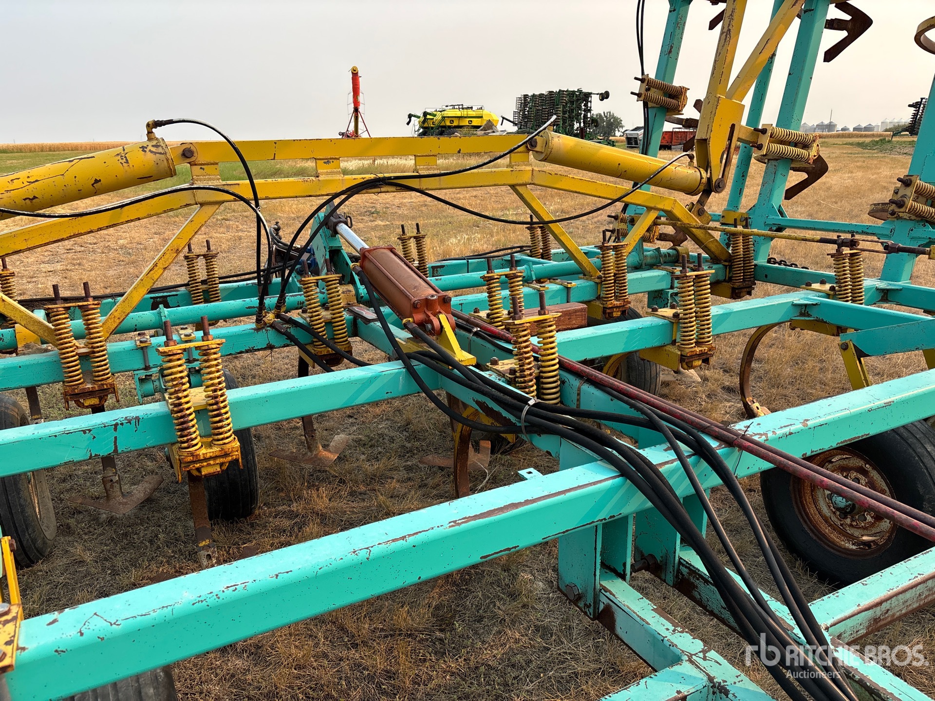 Hess	 47 FT