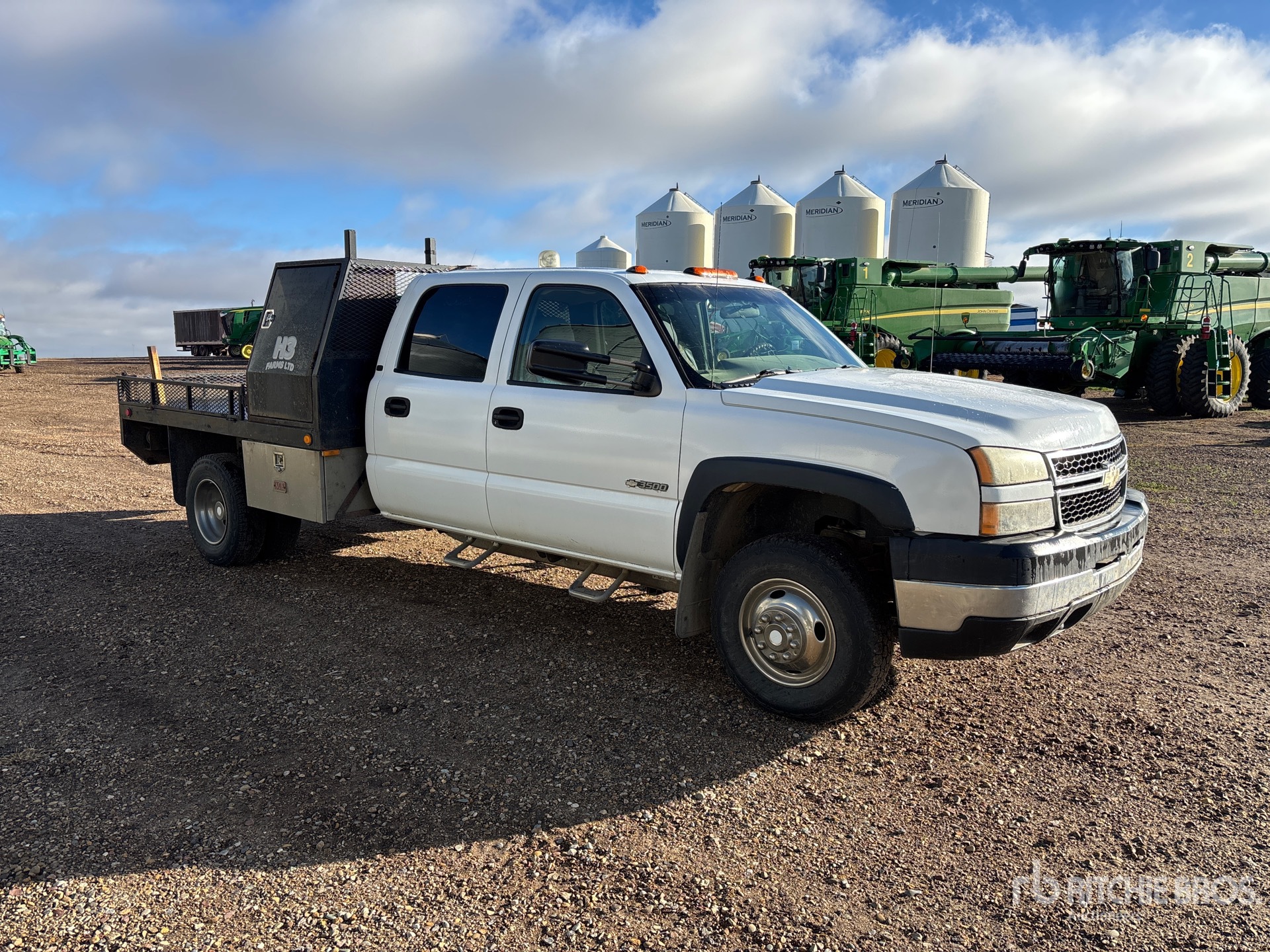2006 GMC 4X4 CREW CAB