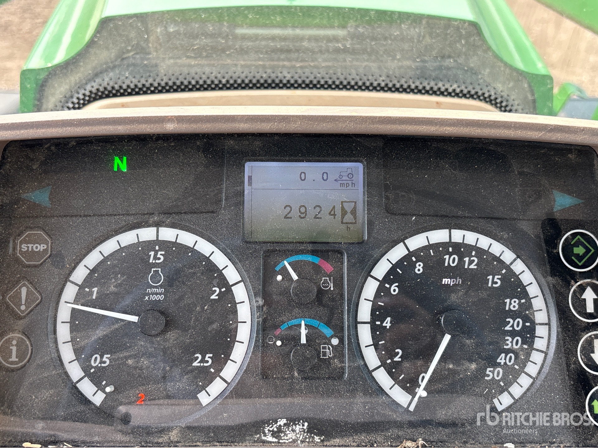 2013 John Deere 6140M