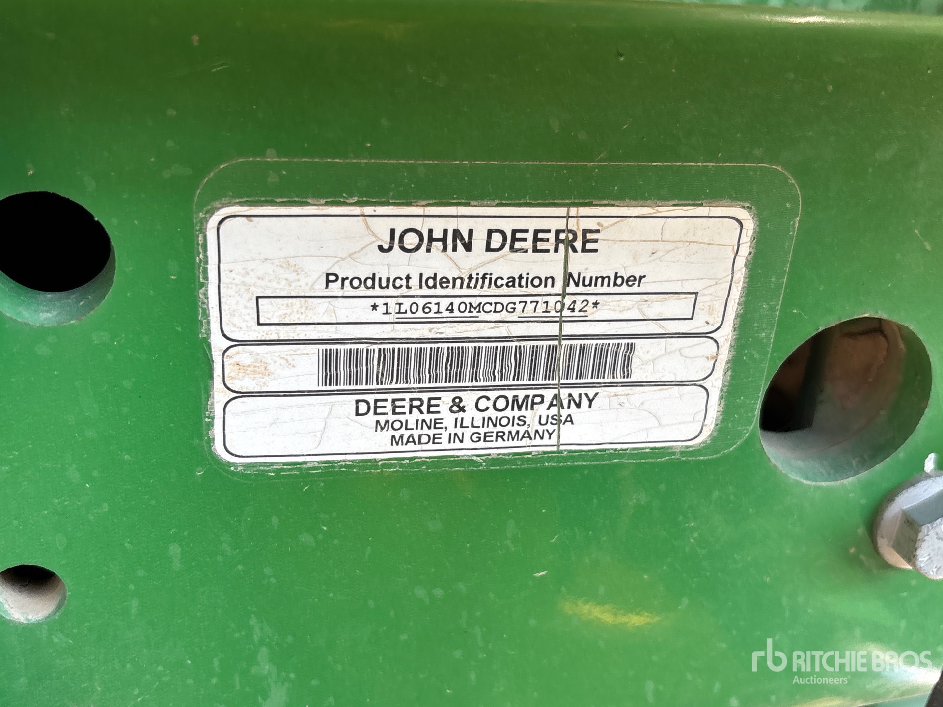 2013 John Deere 6140M