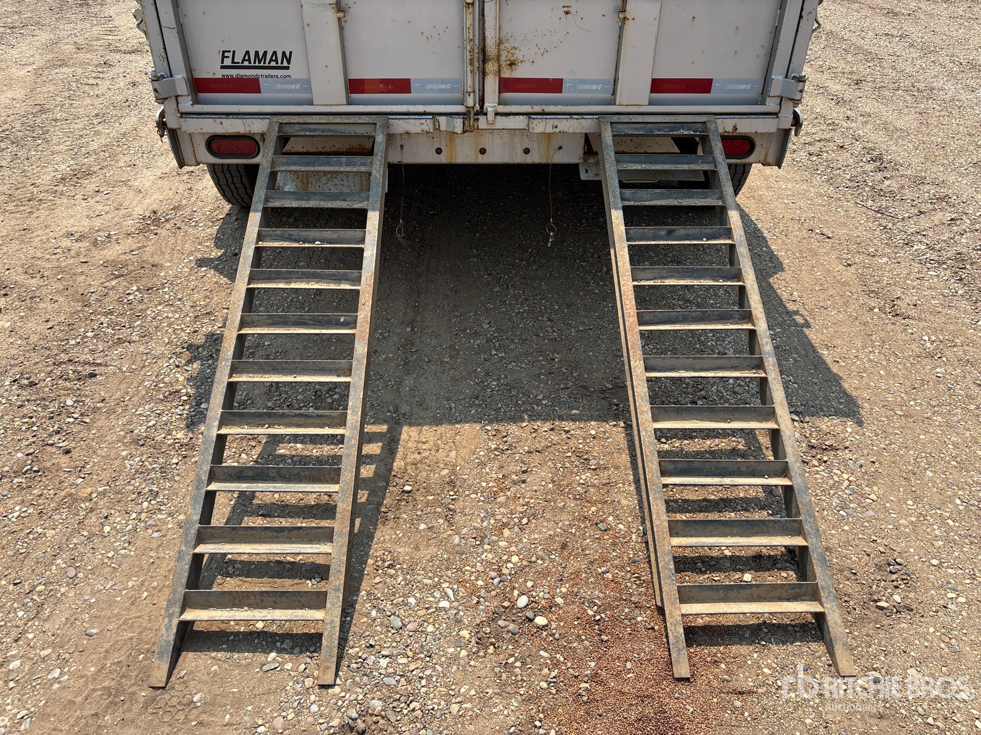 Flaman Fans 14 FT T/A
