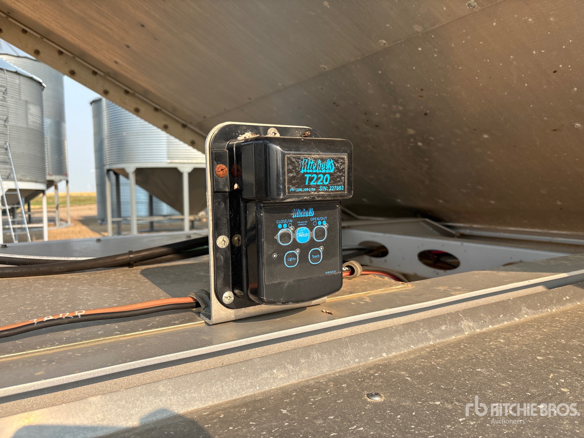 2018 Doepker 28 FT TRI/A SUPER B-TRAIN LEAD