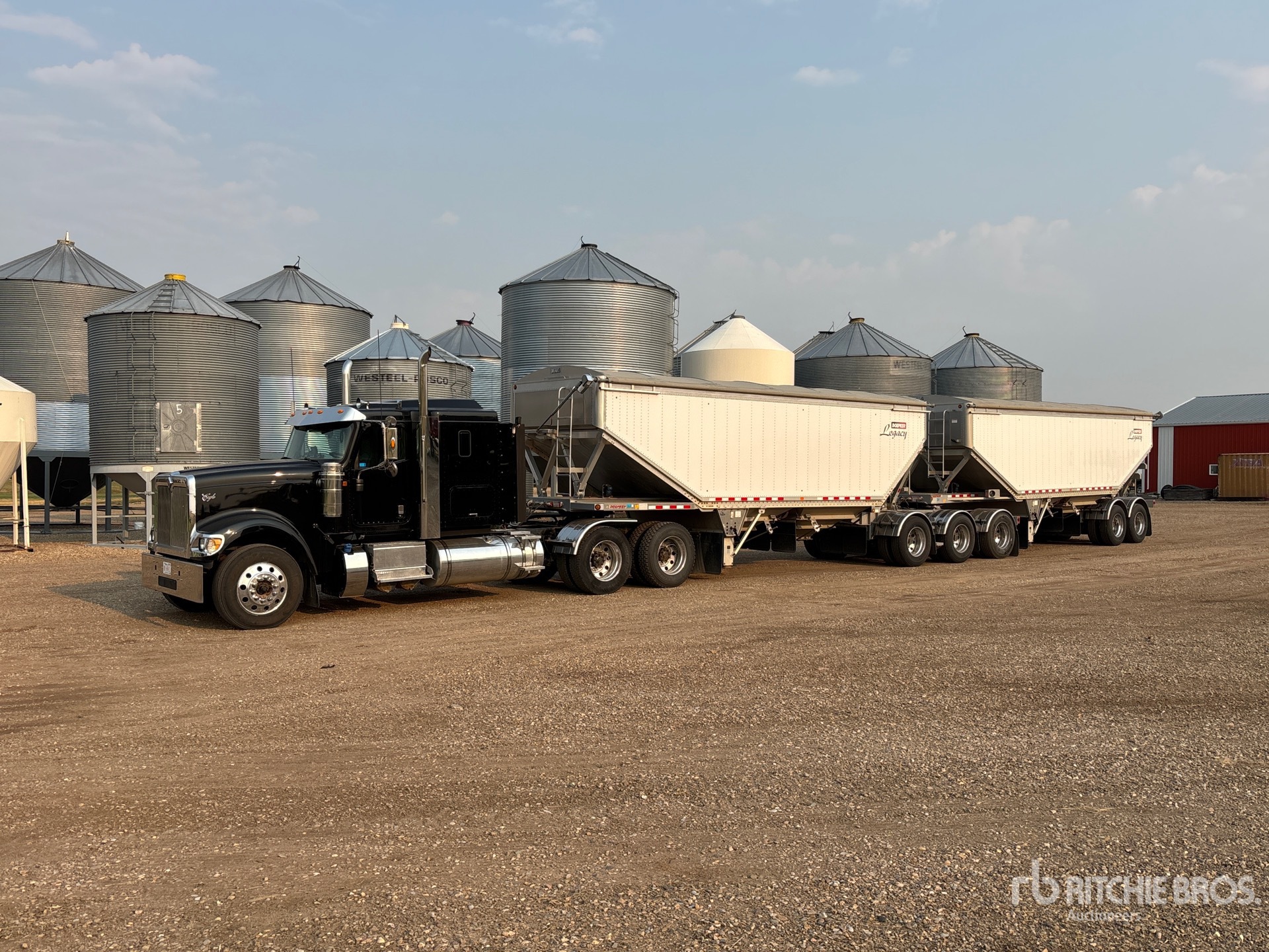 2016 International 9900