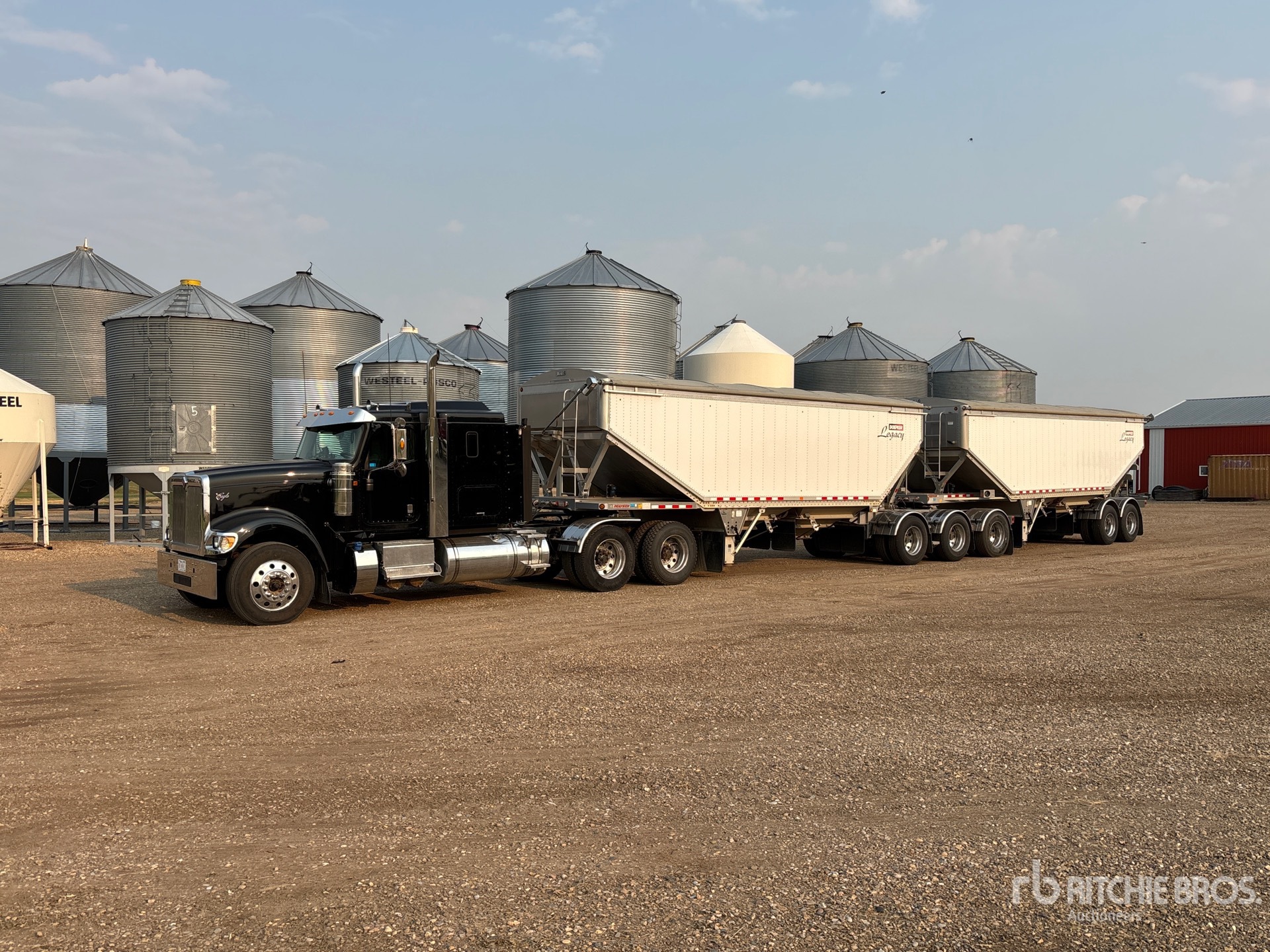 2016 International 9900