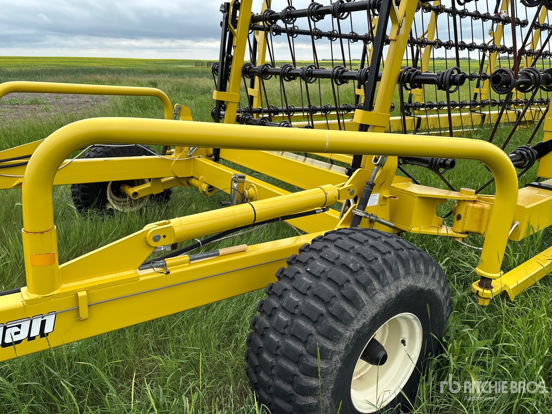 2004 Degelman SM7000