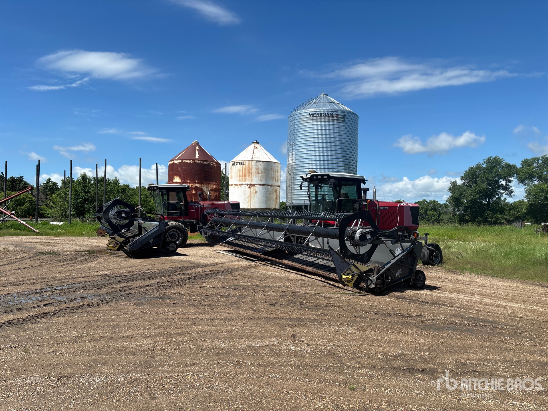 2012 Massey Ferguson WR9740