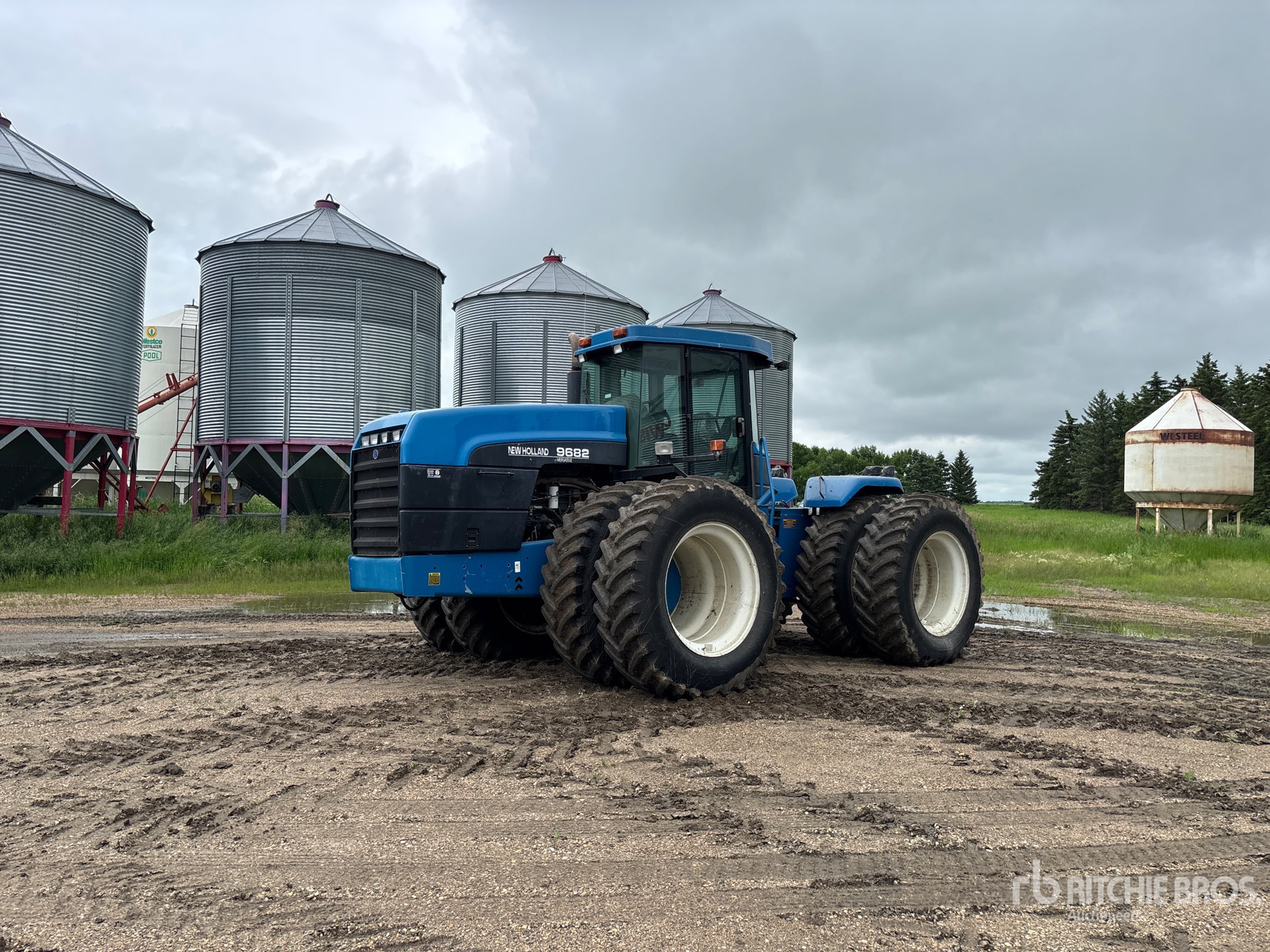 1998 New Holland 9682