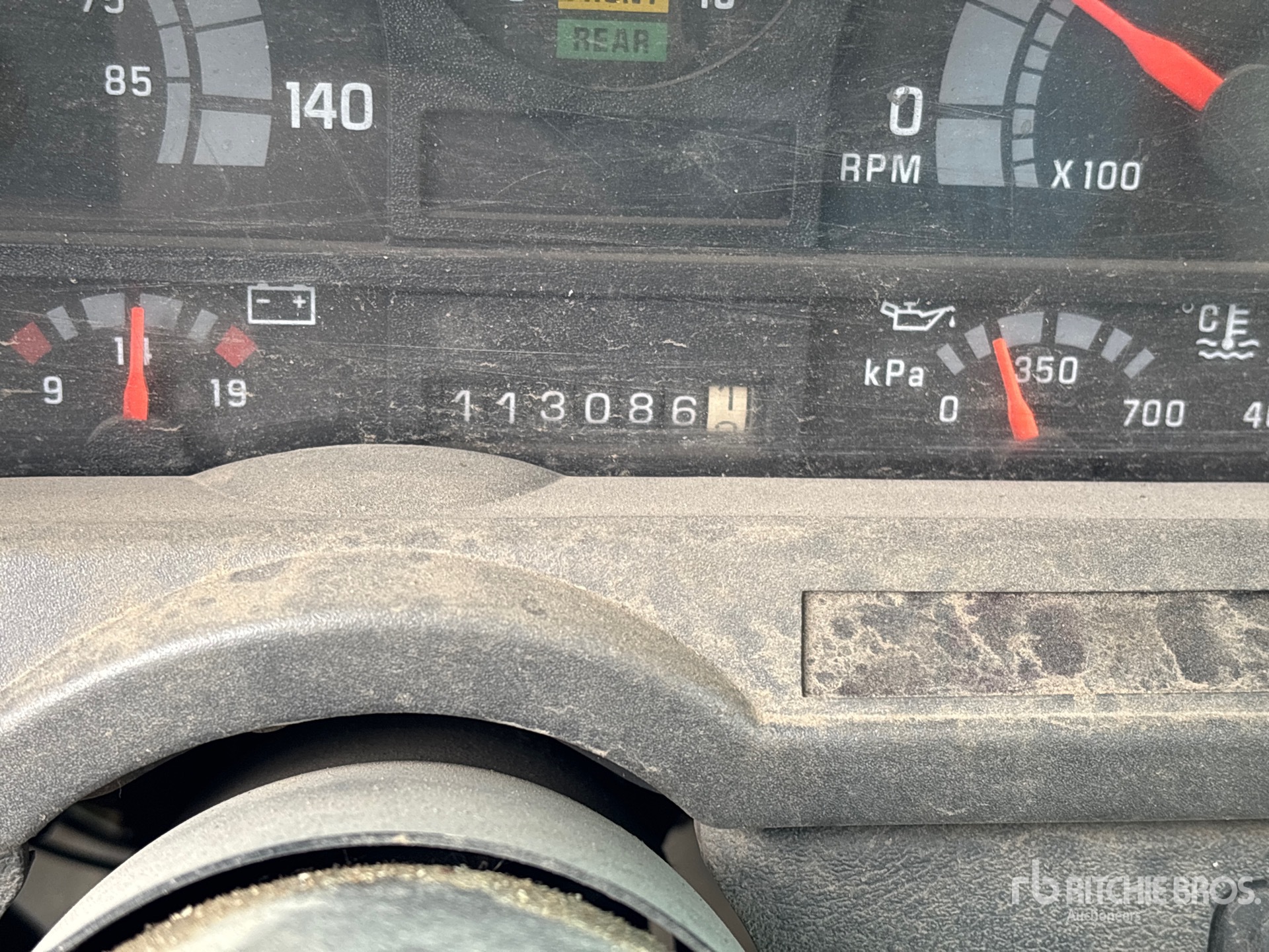 2002 GMC C8500
