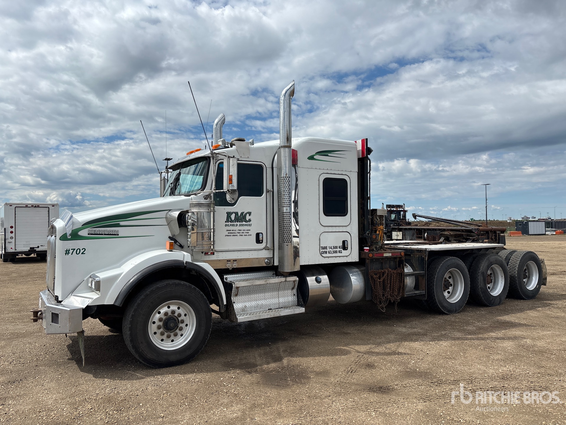 Photo of a 2020 Kenworth T800
