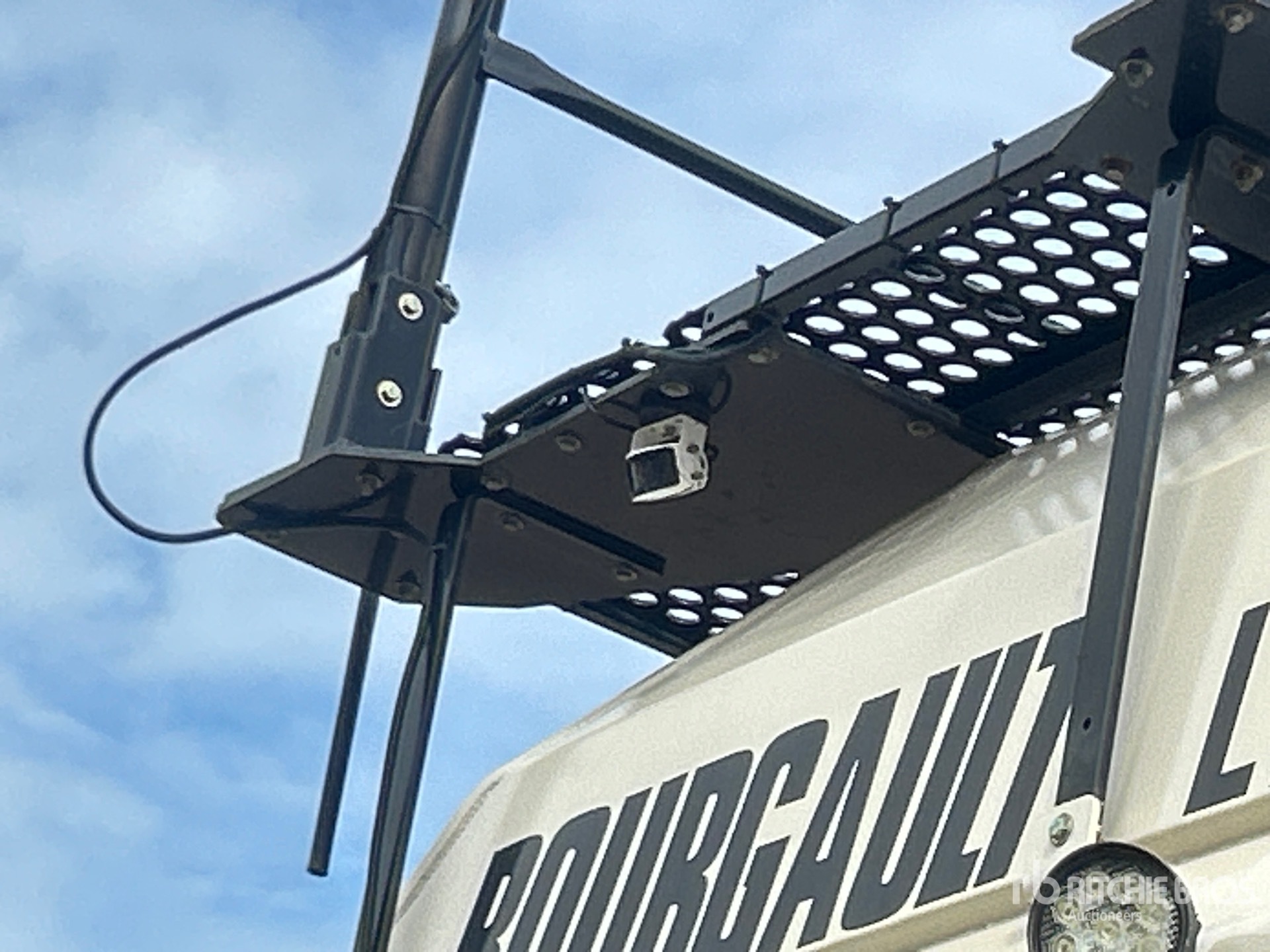 2015 Bourgault 3320 QDA