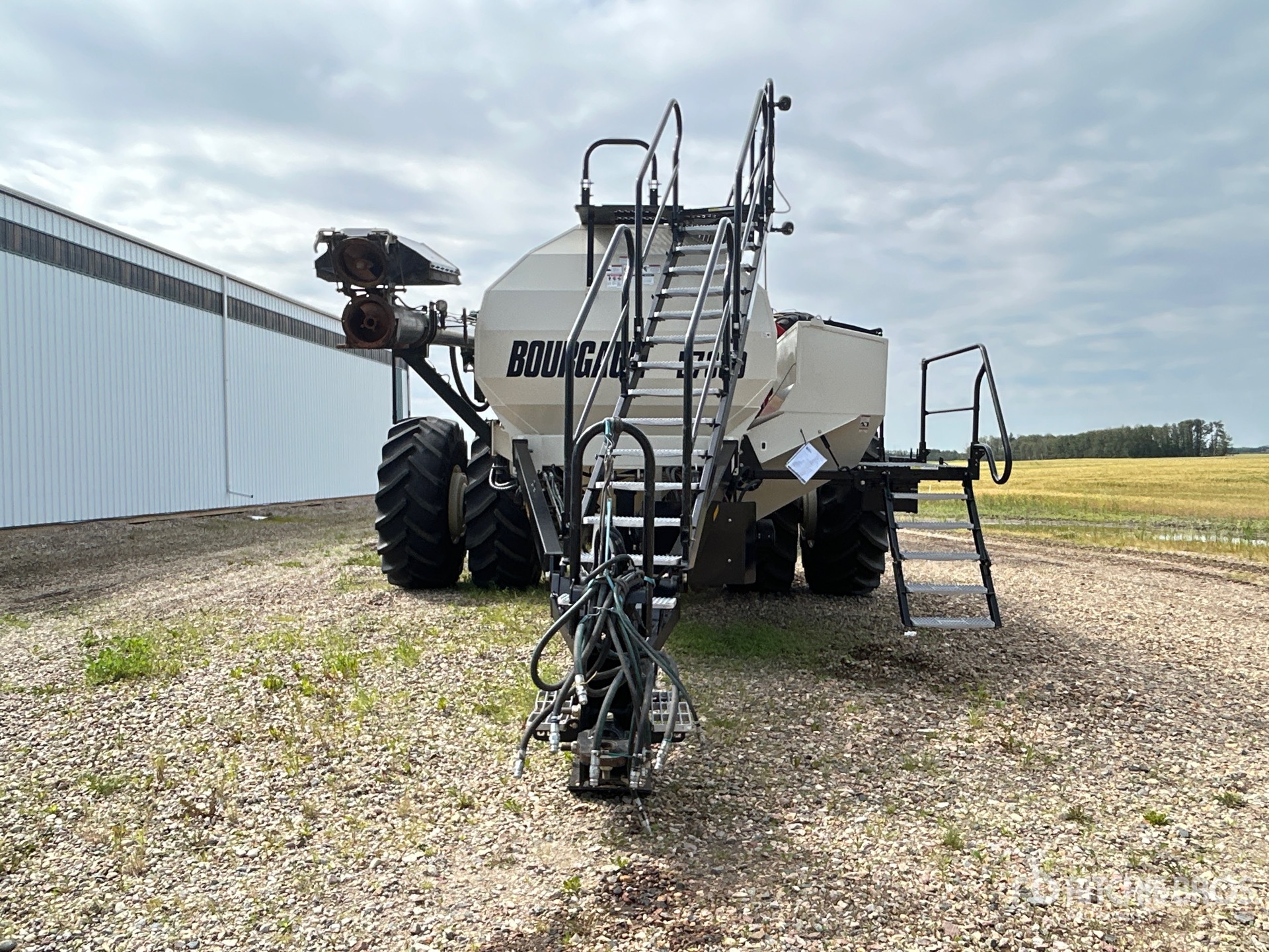 2015 Bourgault 3320 QDA