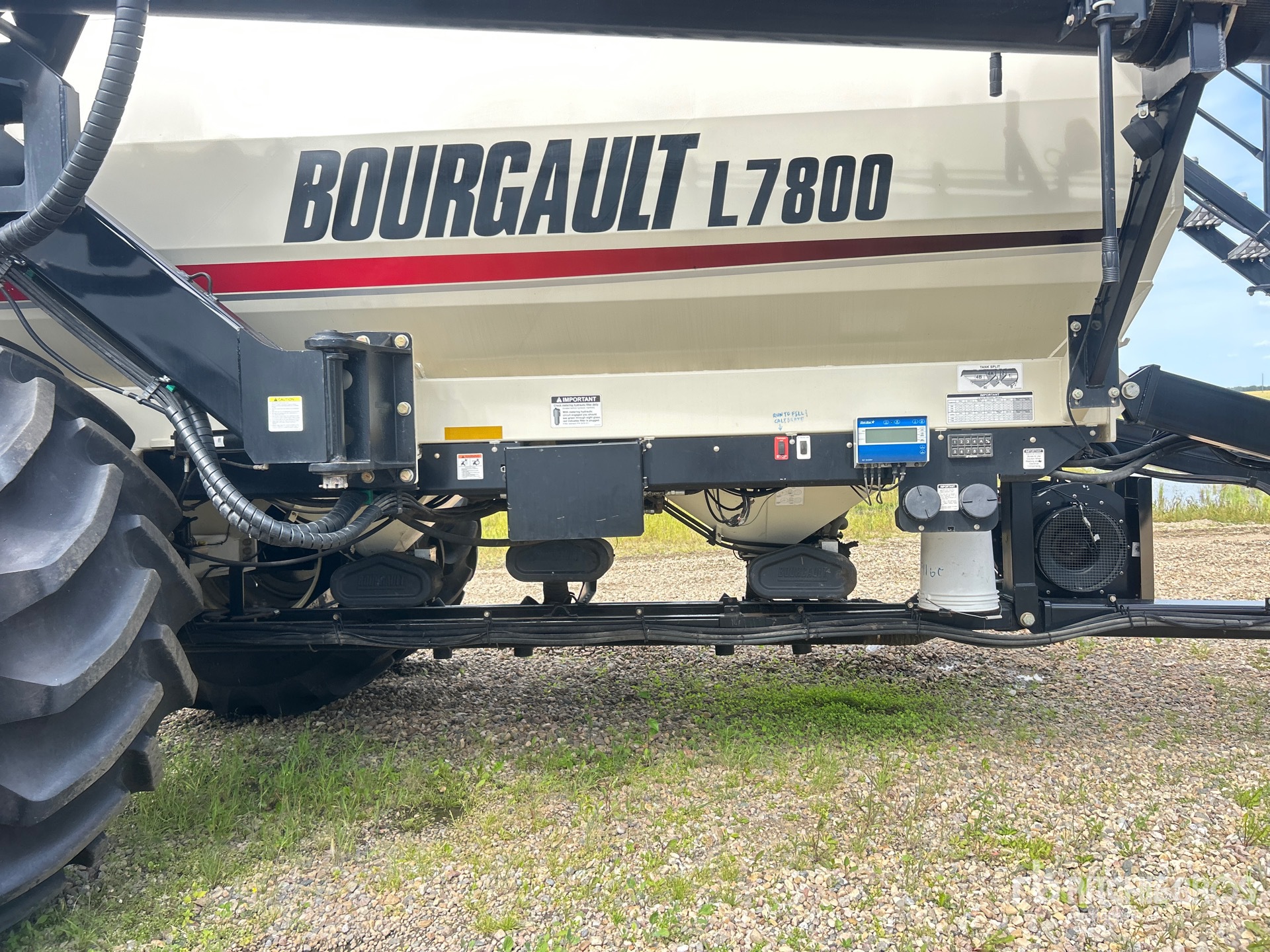 2015 Bourgault 3320 QDA