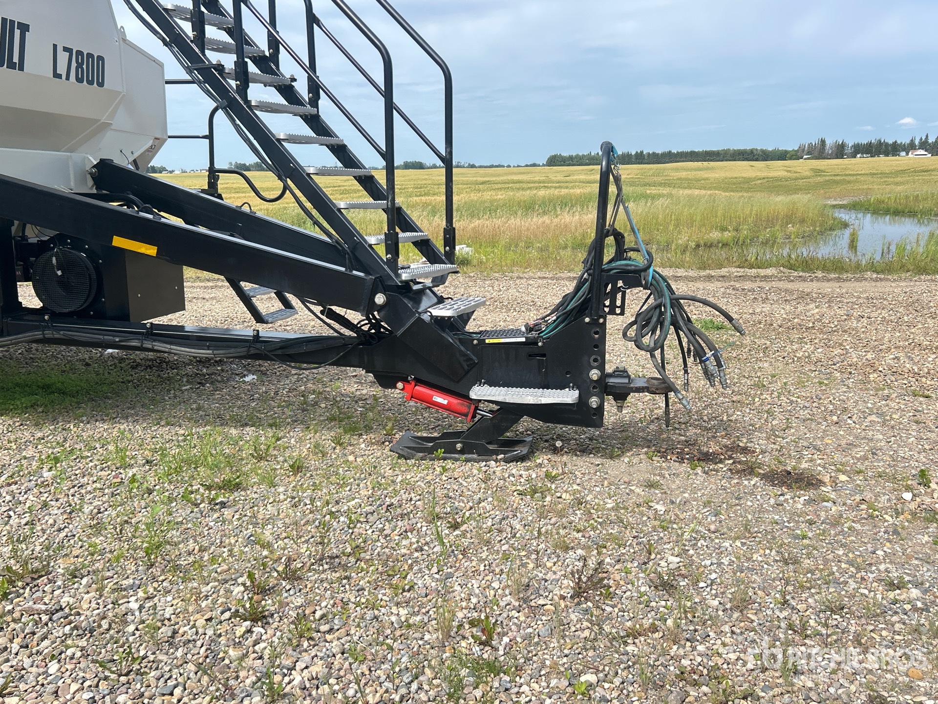 2015 Bourgault 3320 QDA