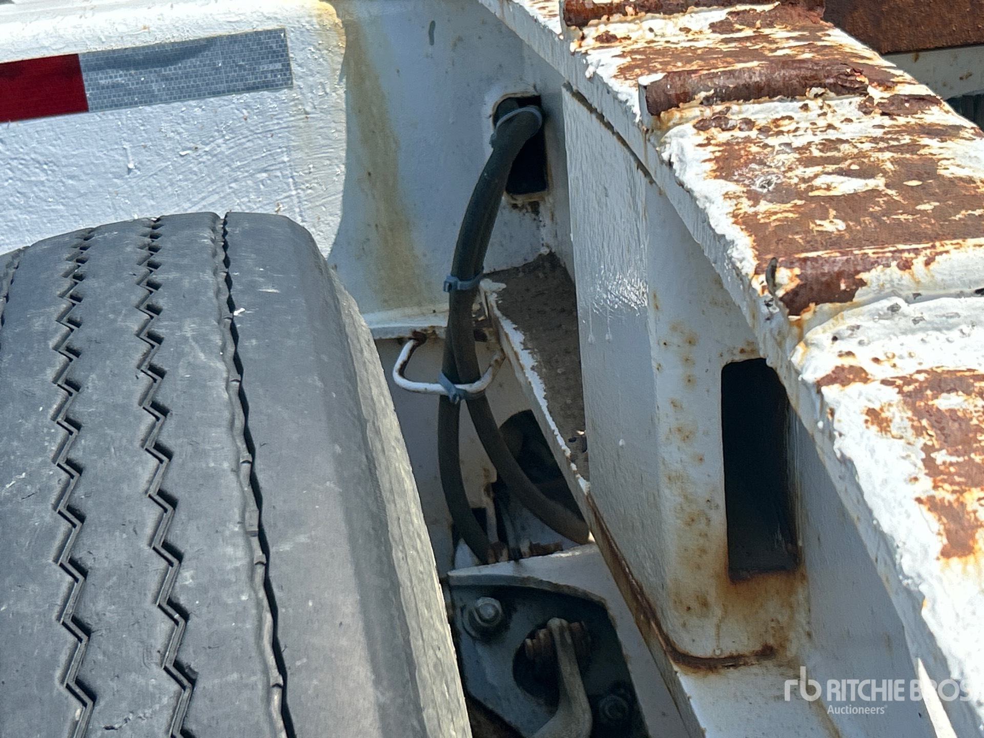 1997 Peerless 30 FT 16-WHEEL REMOVABLE GOOSENECK
