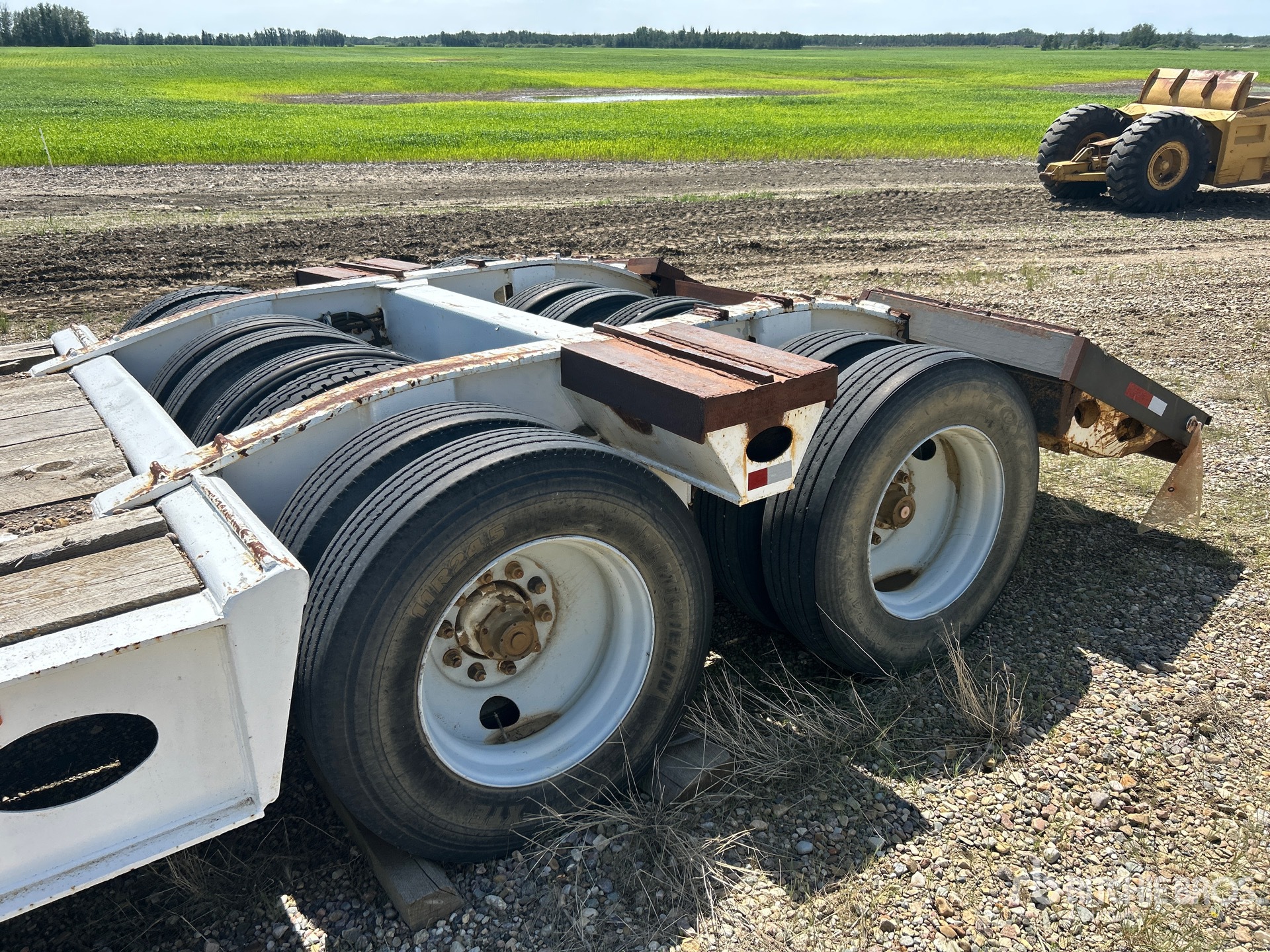 1997 Peerless 30 FT 16-WHEEL REMOVABLE GOOSENECK