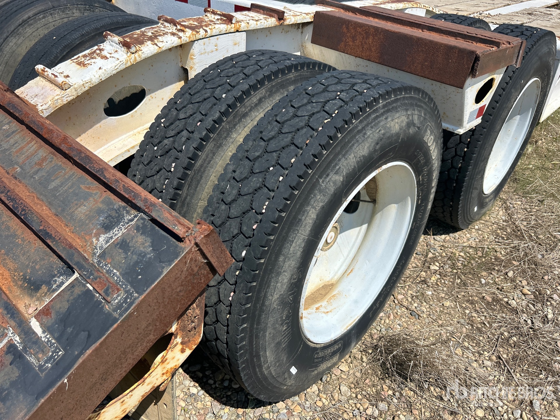 1997 Peerless 30 FT 16-WHEEL REMOVABLE GOOSENECK
