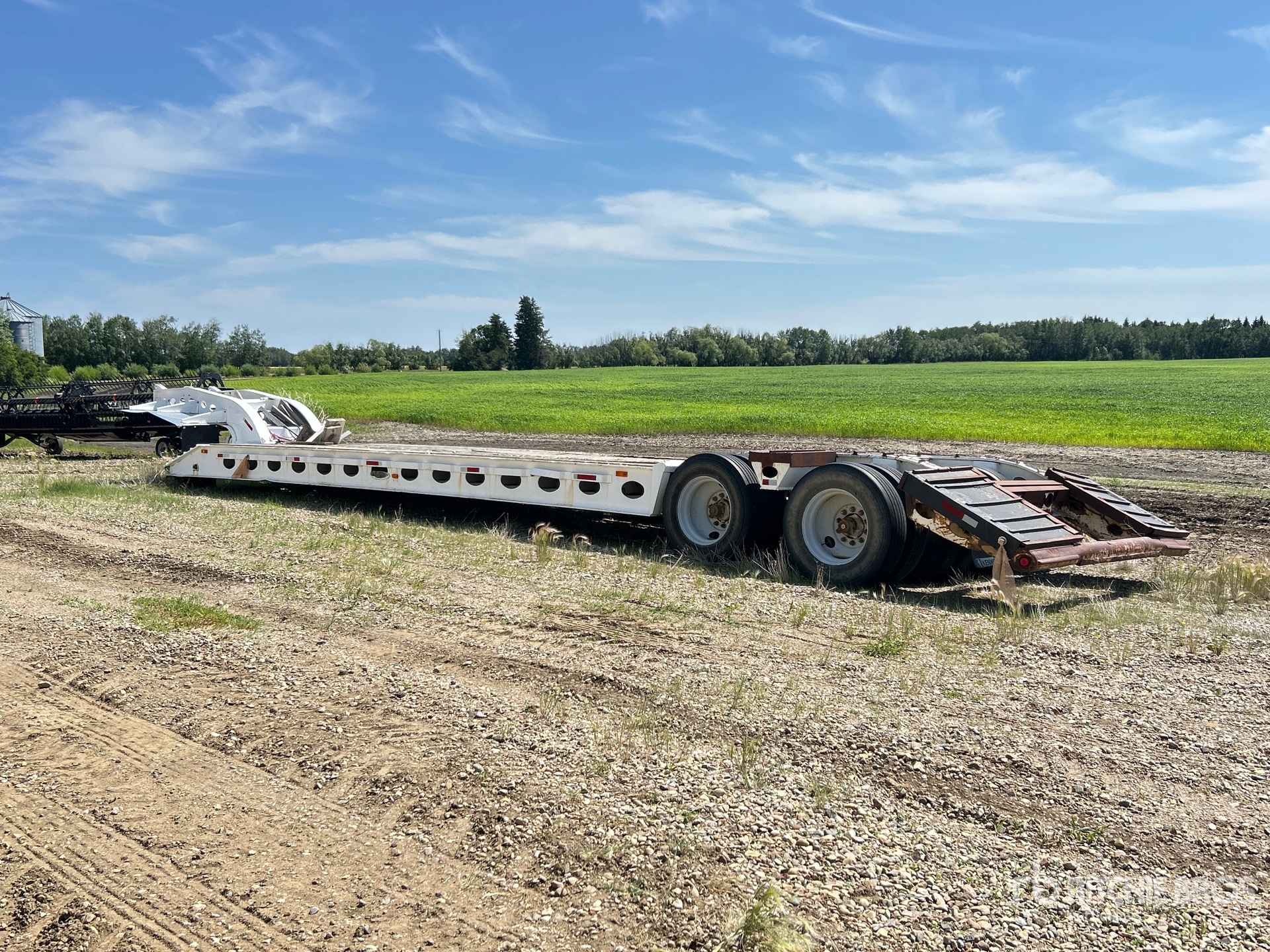 1997 Peerless 30 FT 16-WHEEL REMOVABLE GOOSENECK