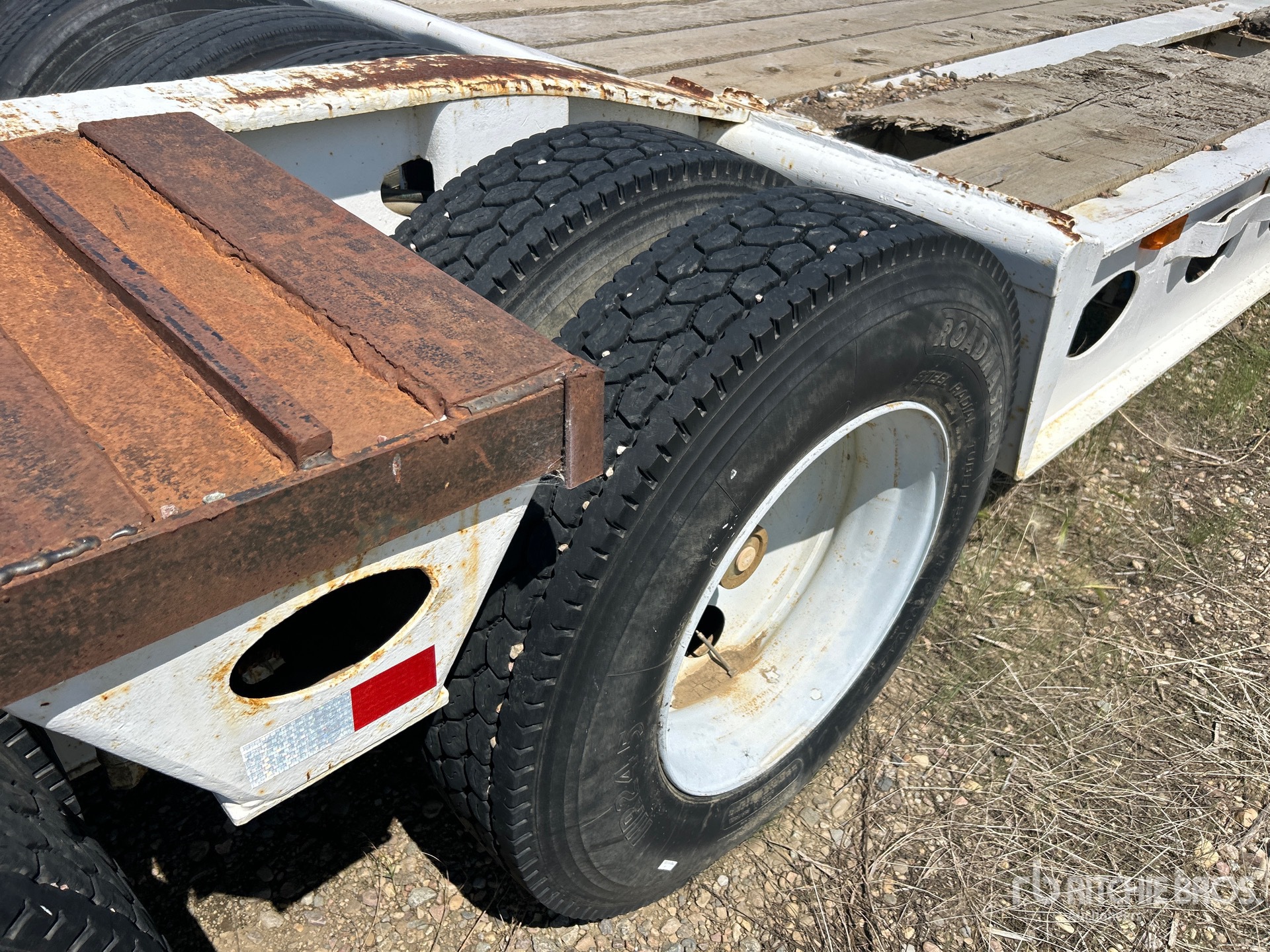 1997 Peerless 30 FT 16-WHEEL REMOVABLE GOOSENECK