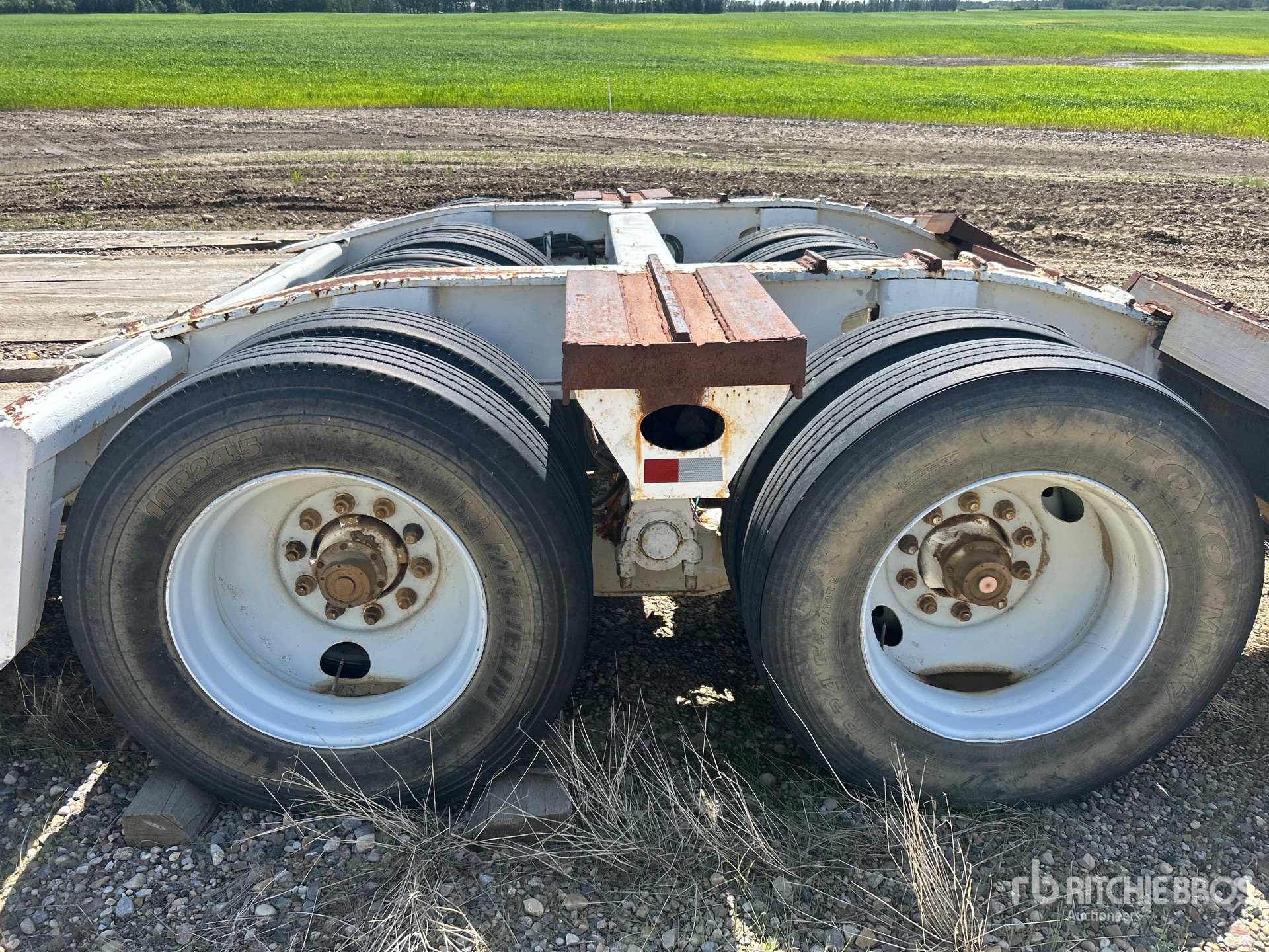 1997 Peerless 30 FT 16-WHEEL REMOVABLE GOOSENECK