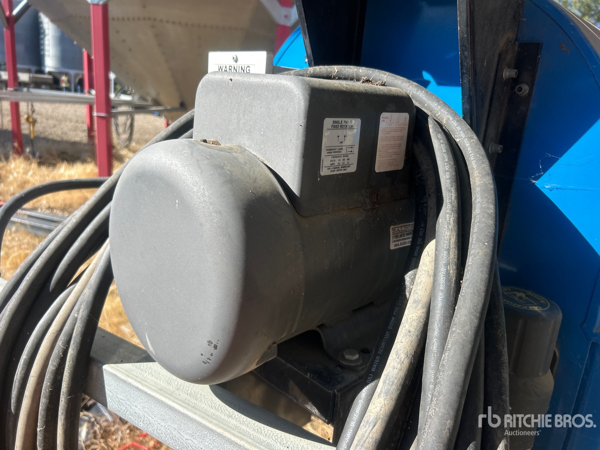 Twister +/- 4000 BU 5 RING HOPPER