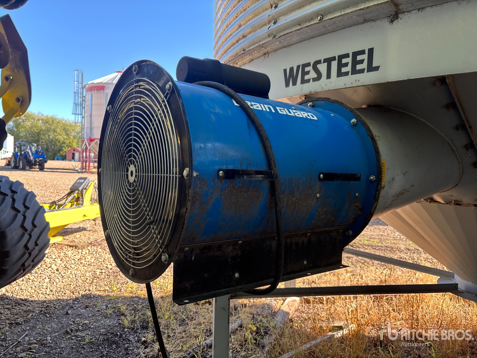 Westeel +/- 2100 BU 6 RING HOPPER