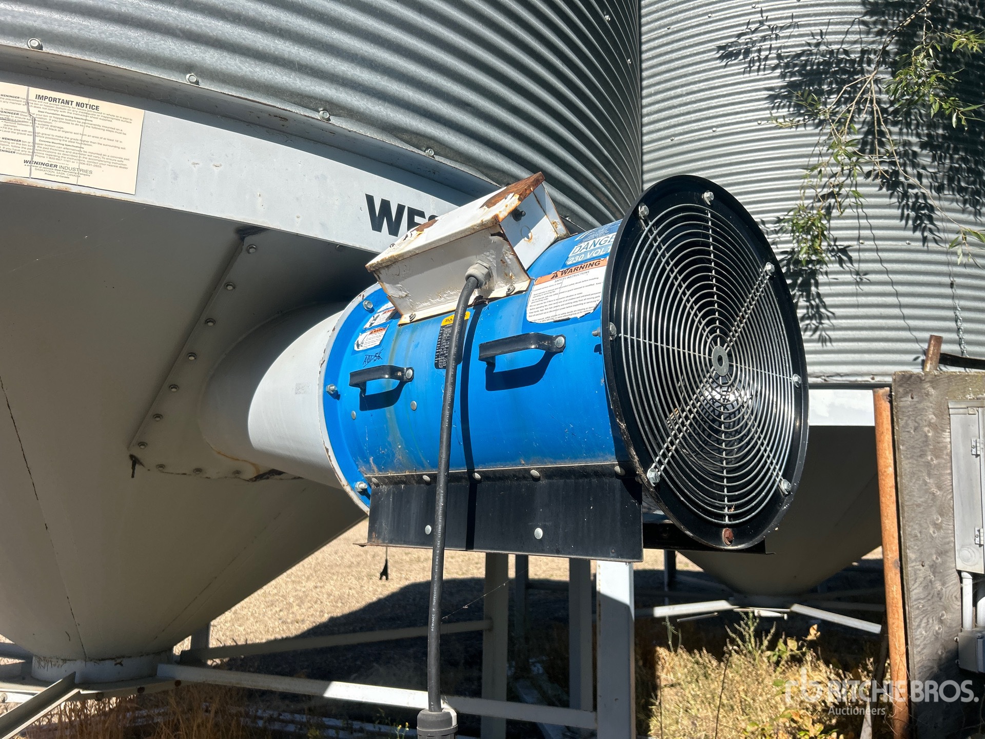 Westeel +/- 2100 BU 6 RING HOPPER