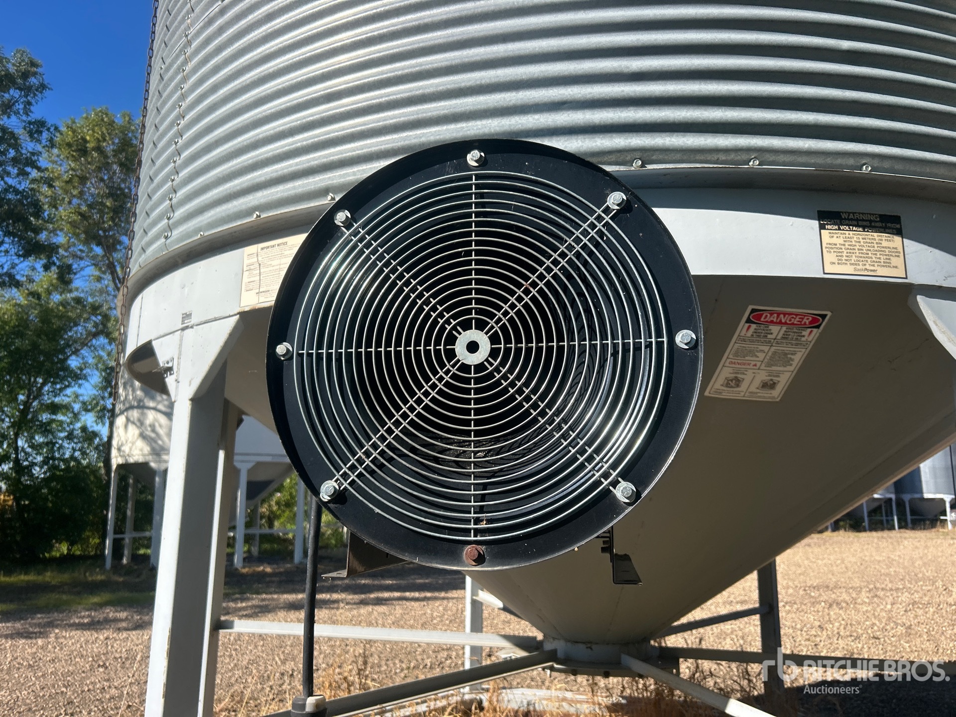 Westeel +/- 2100 BU 6 RING HOPPER