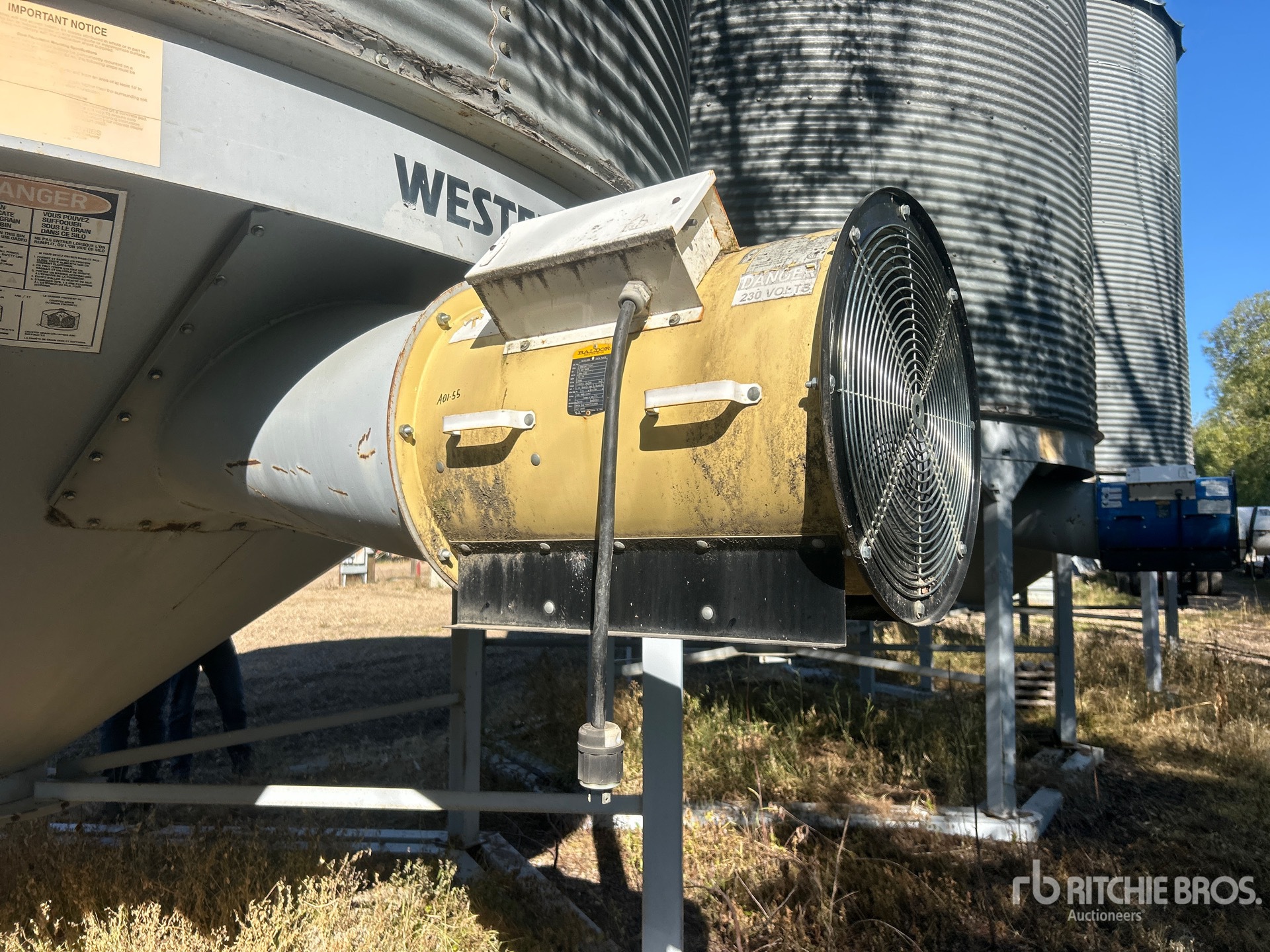Westeel +/- 2100 bu 6 Ring Hopper