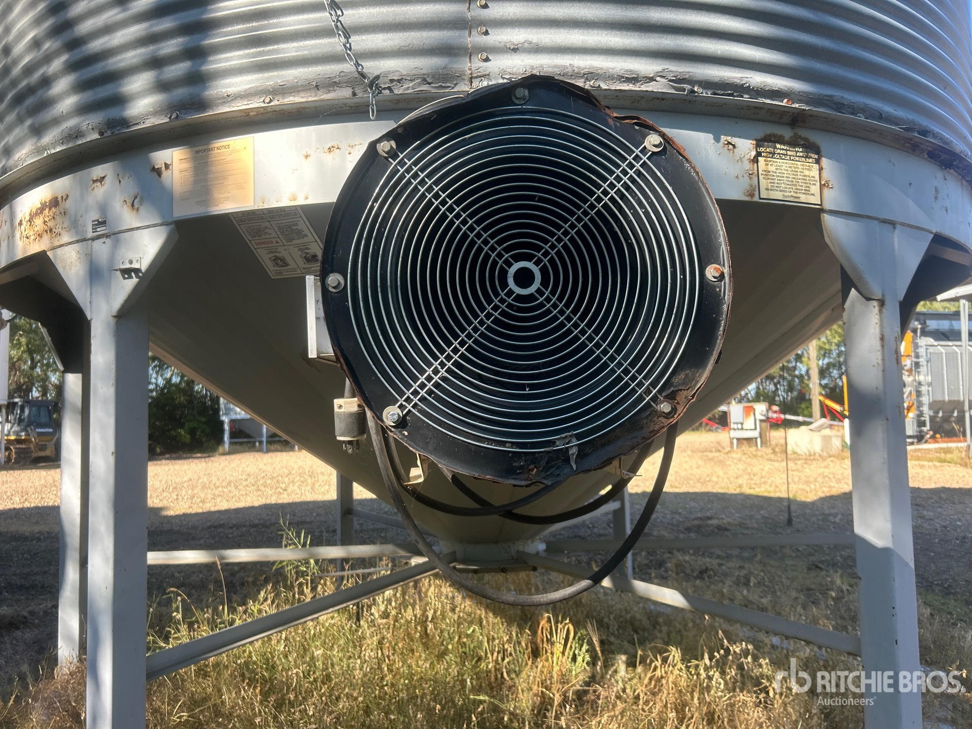 Westeel +/- 2100 BU 6 RING HOPPER