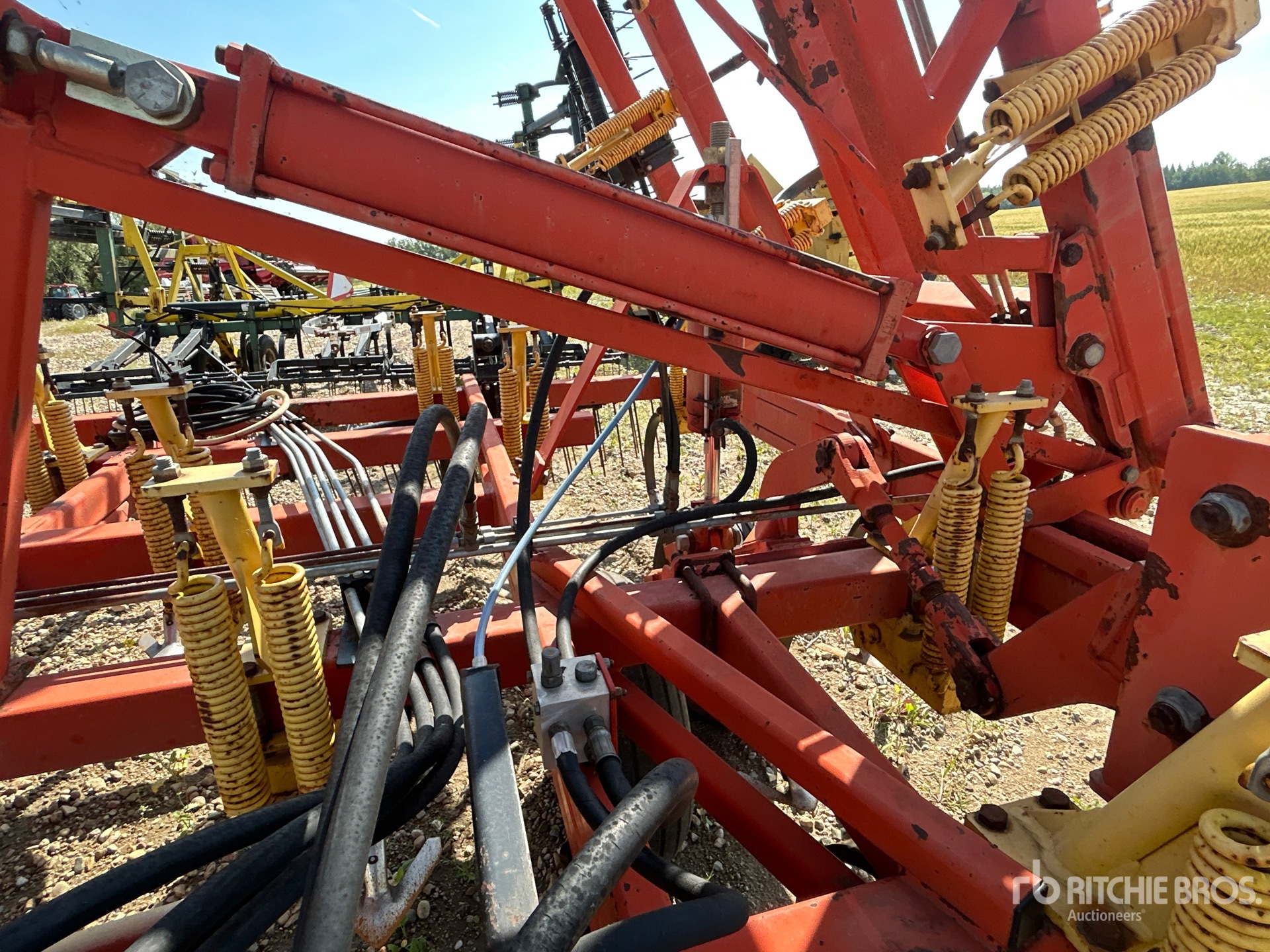 2008 Bourgault 8810