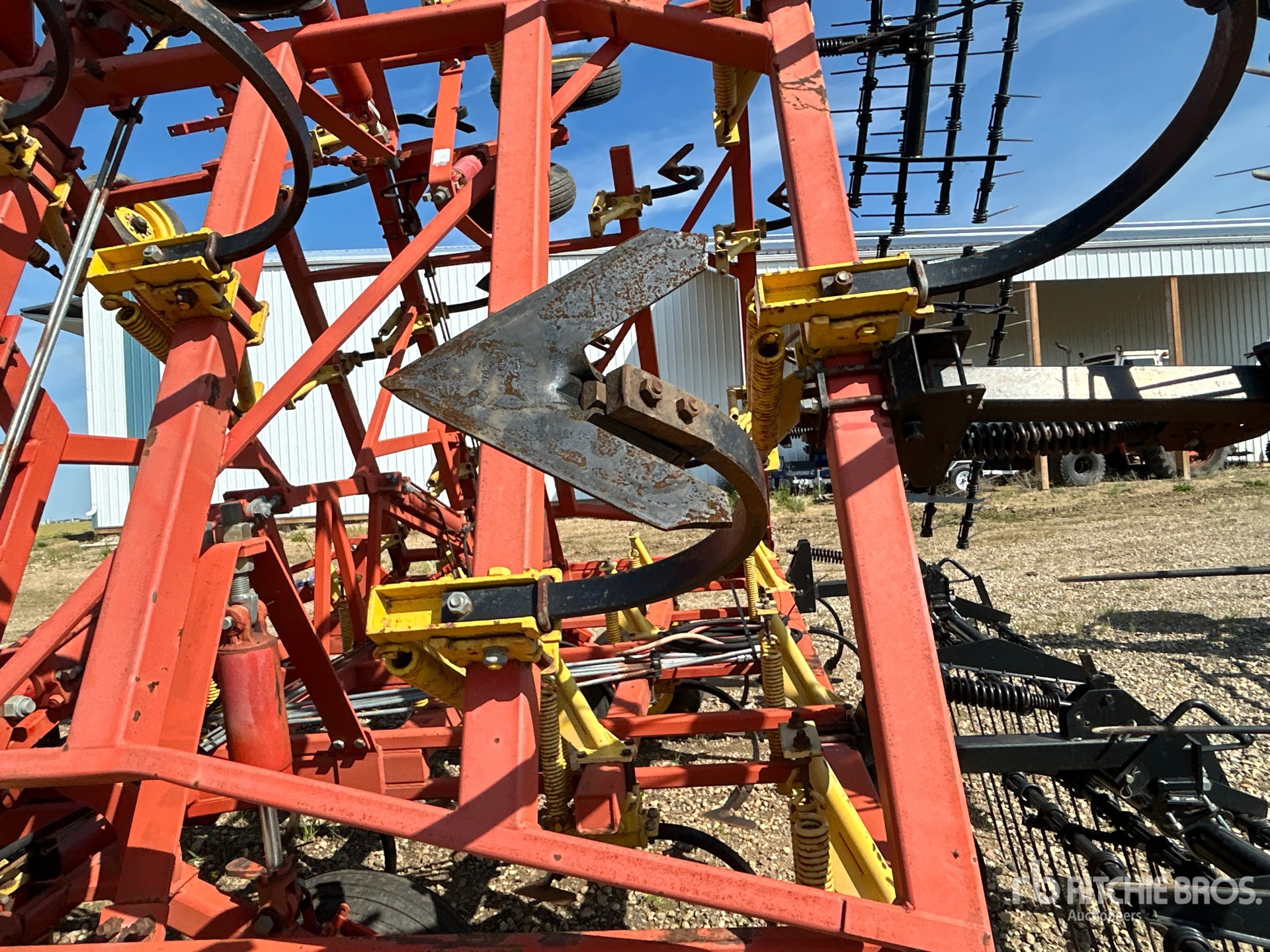 2008 Bourgault 8810