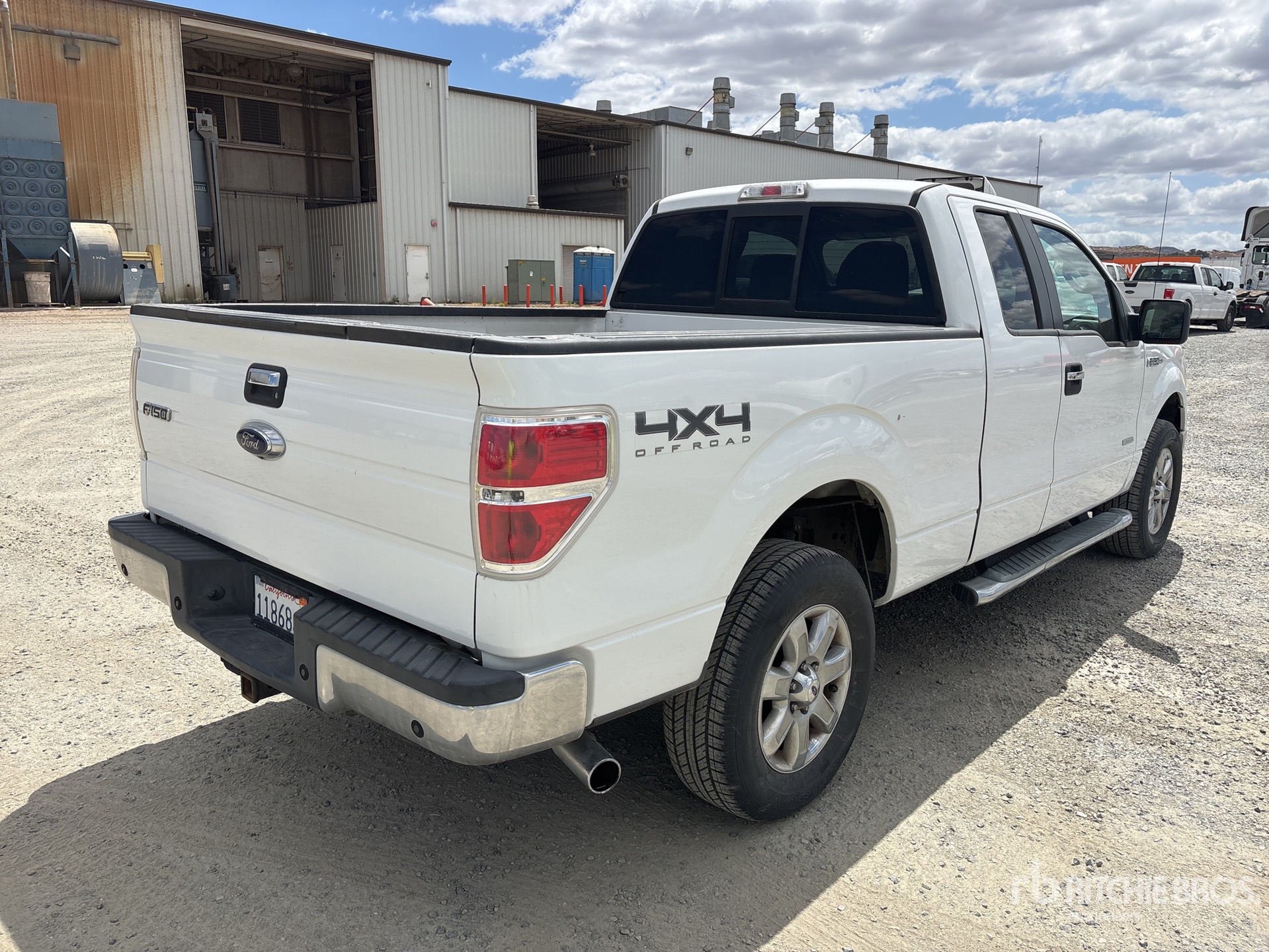 General Appearance with Picture, Right Rear Corner