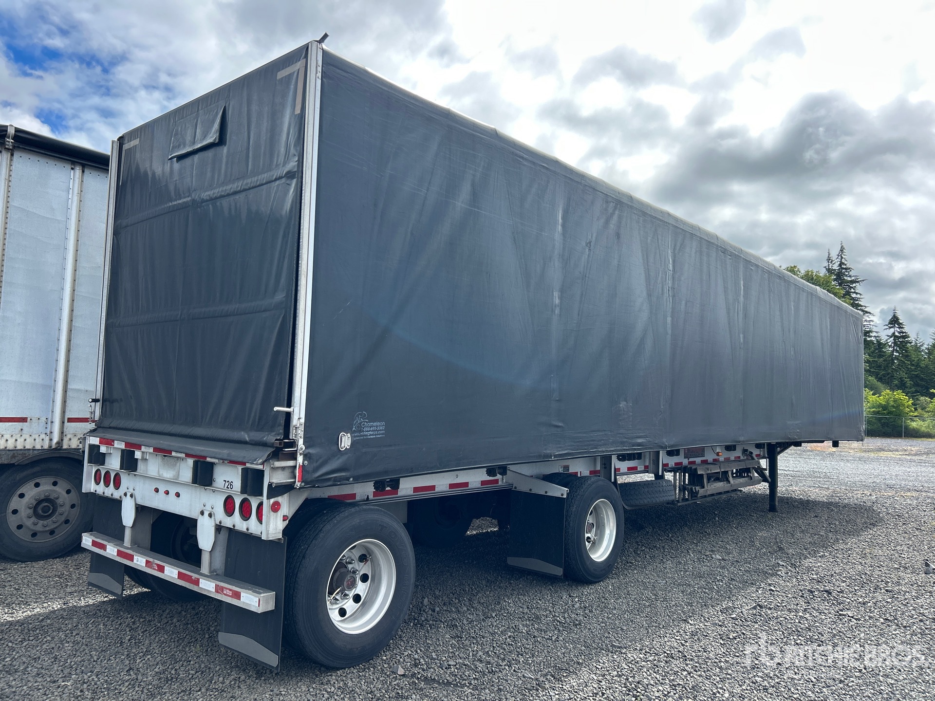 General Appearance with Picture, Right Rear Corner