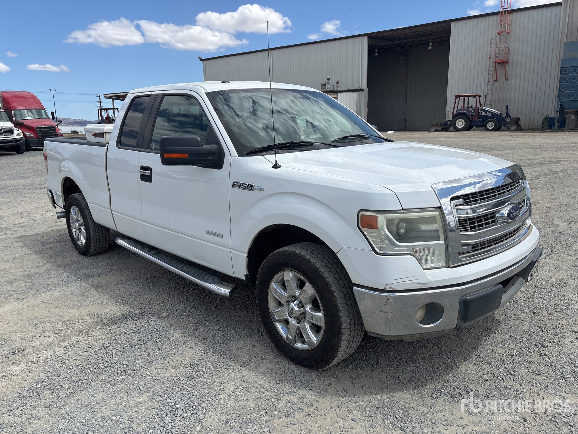 General Appearance with Picture, Right Front Corner