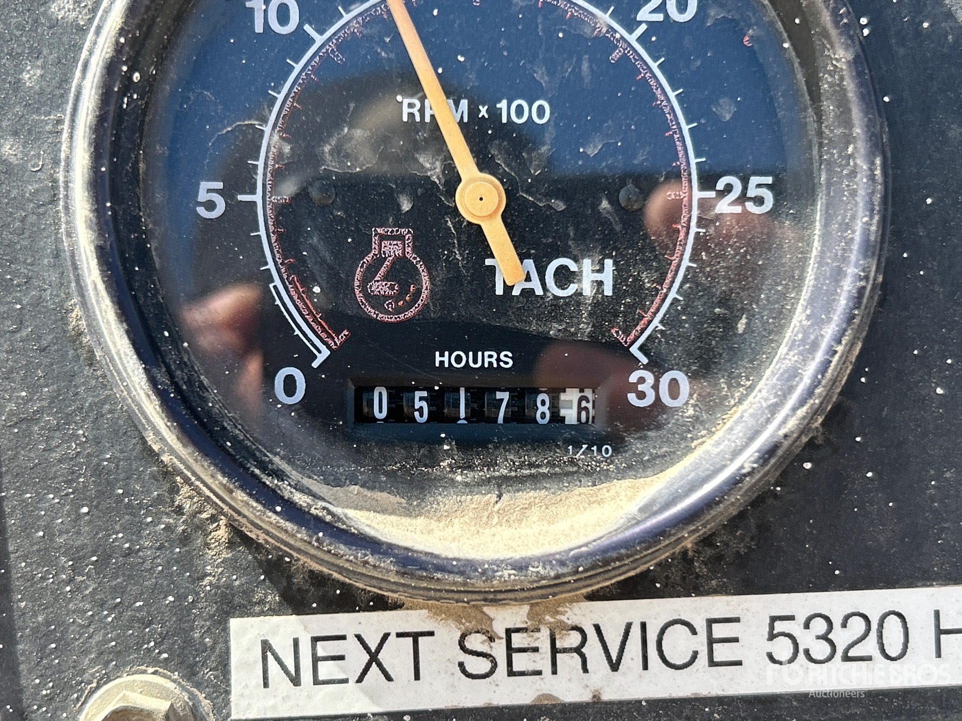 General Appearance with Hour Meter / Odometer