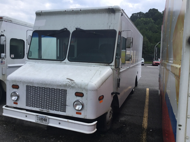 2004 Freightliner M Line Step Van