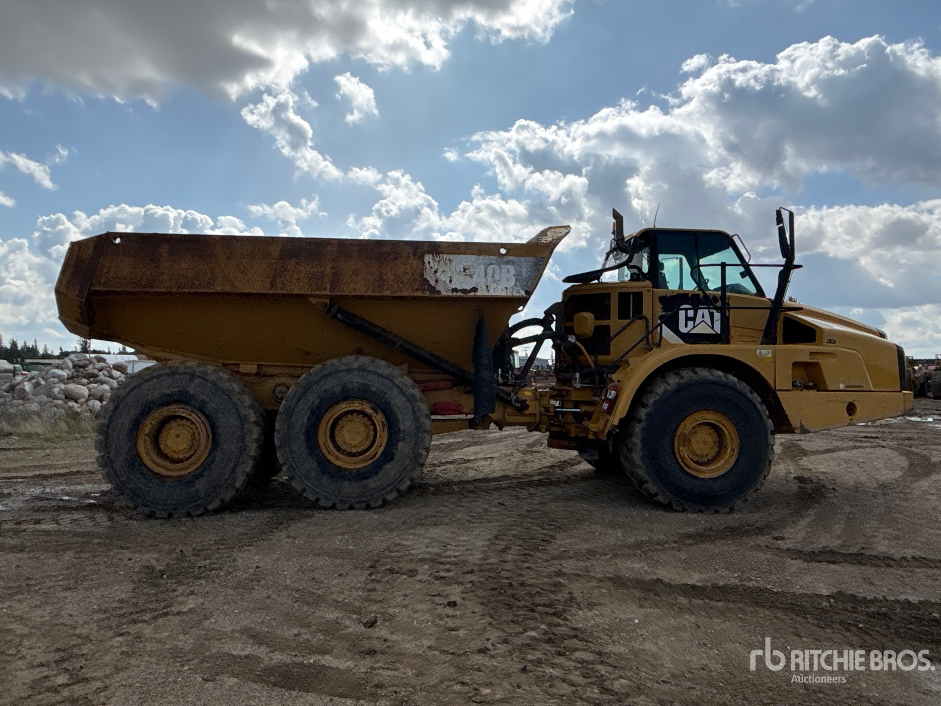 2012 Caterpillar 740B