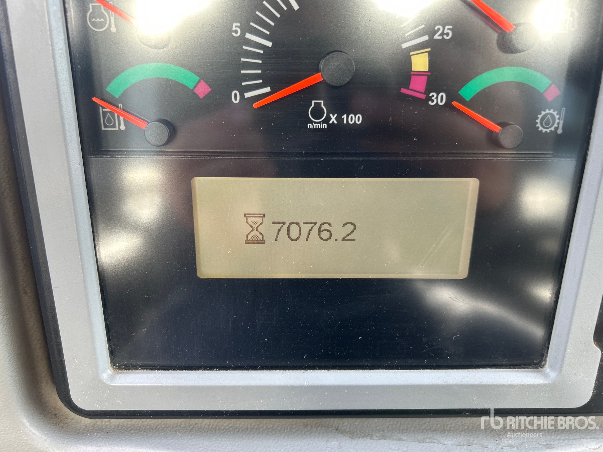 2015 Caterpillar D6N LGP