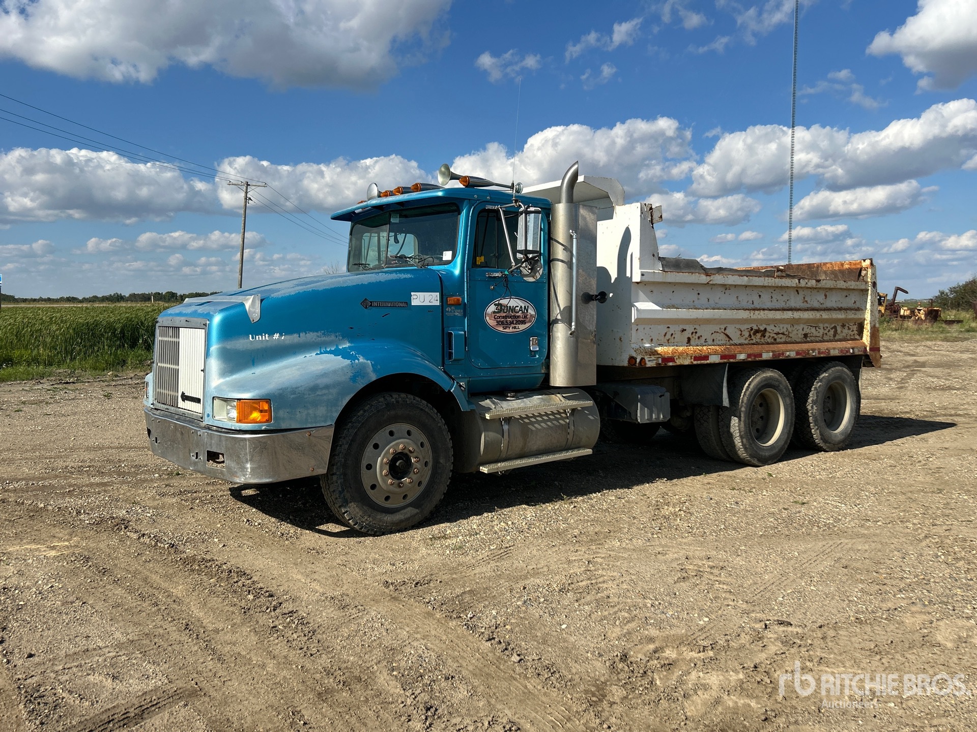 1995 International 9400 EAGLE
