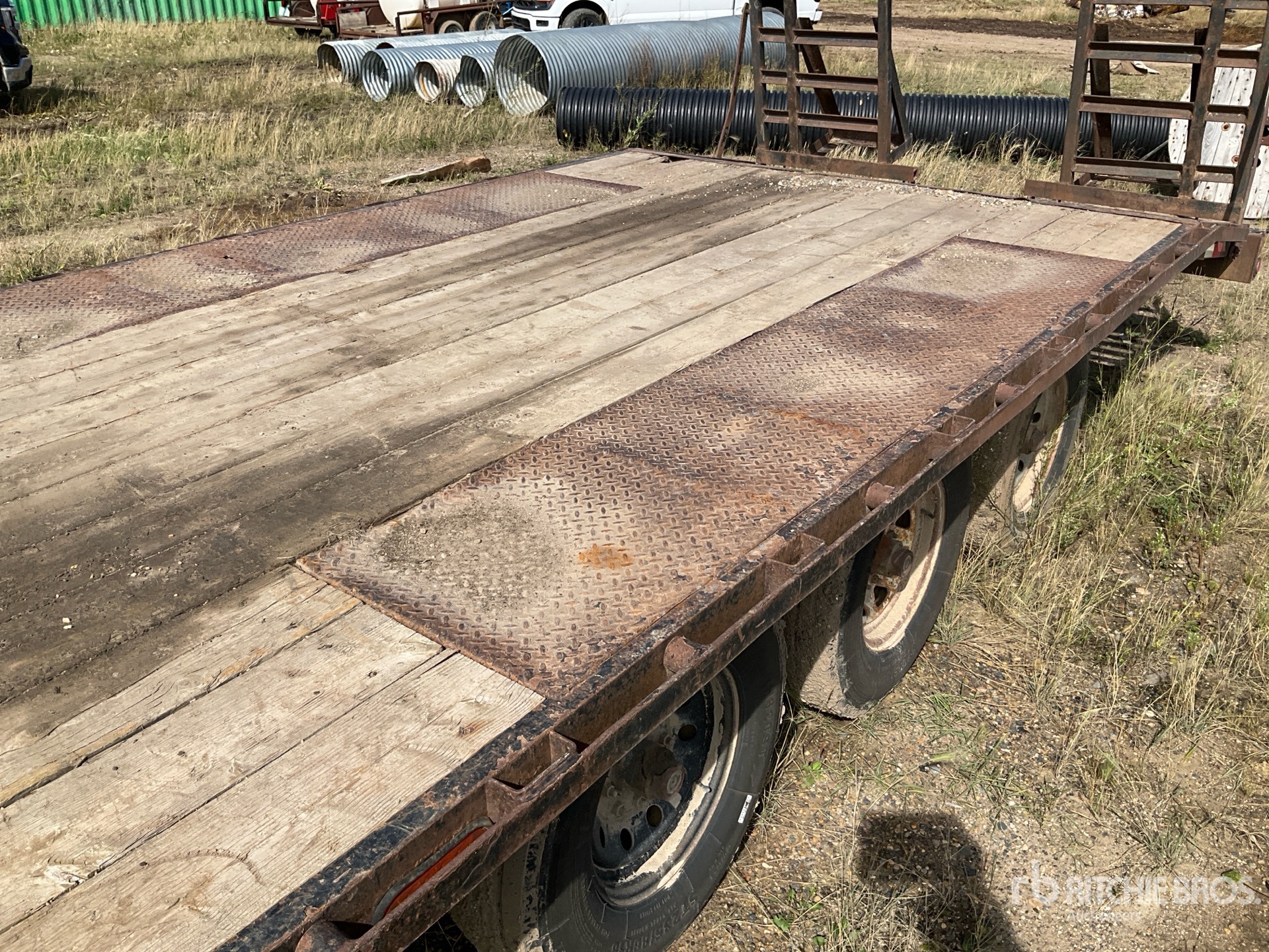 2014 Load Trail 25 FT TRI/A