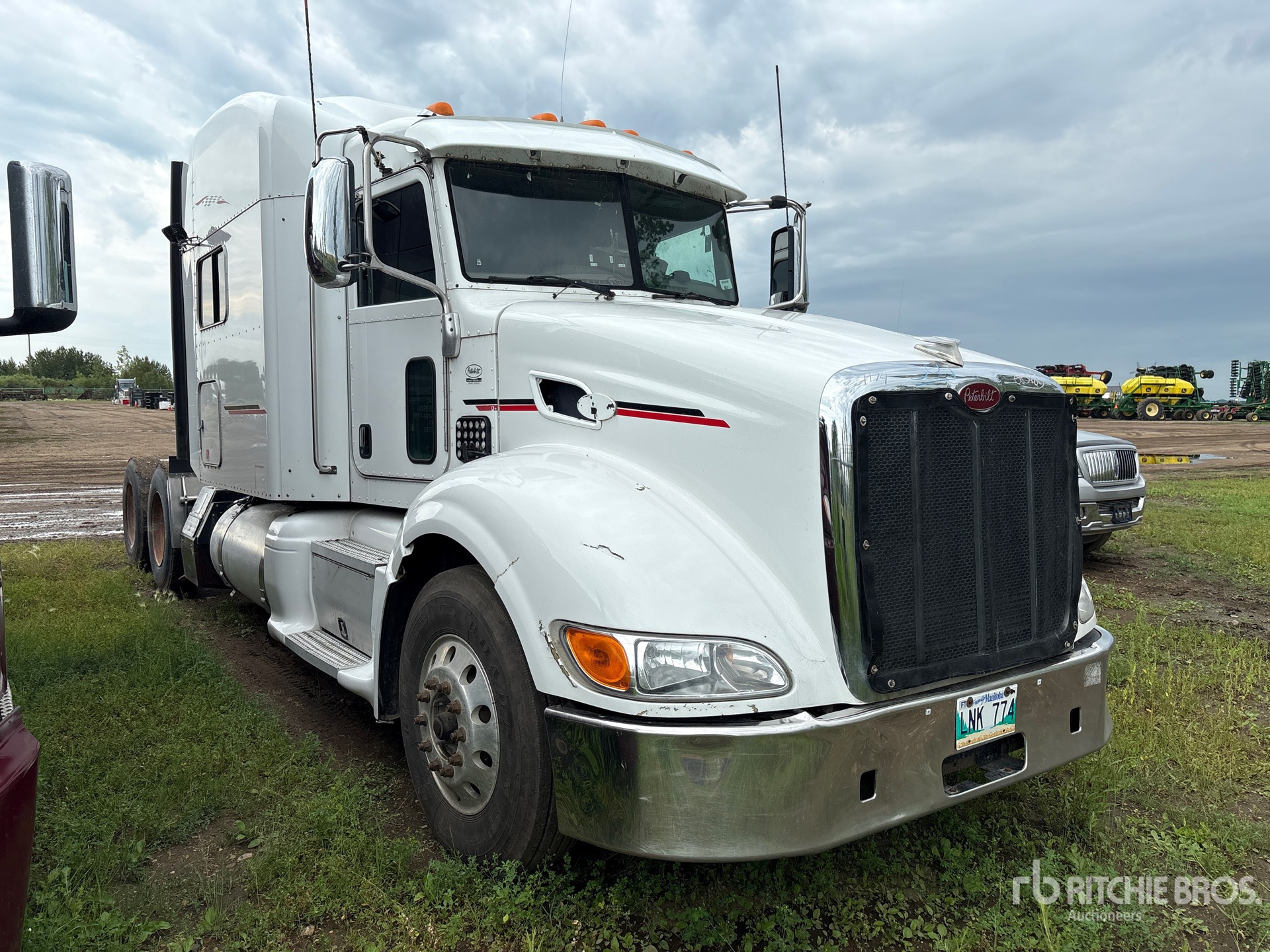 General Appearance with Picture, Right Front Corner