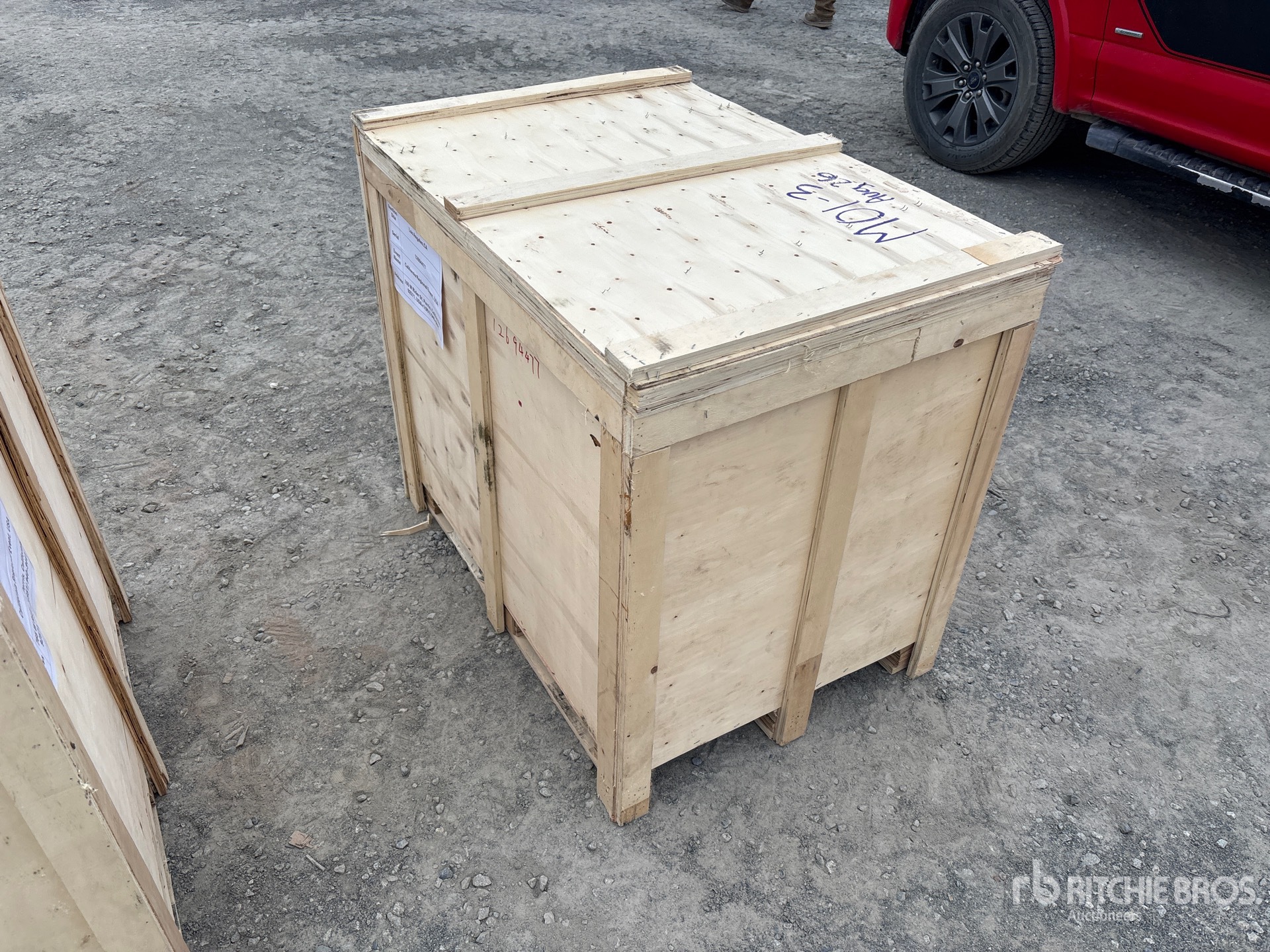 General Appearance with Picture, Right Rear Corner
