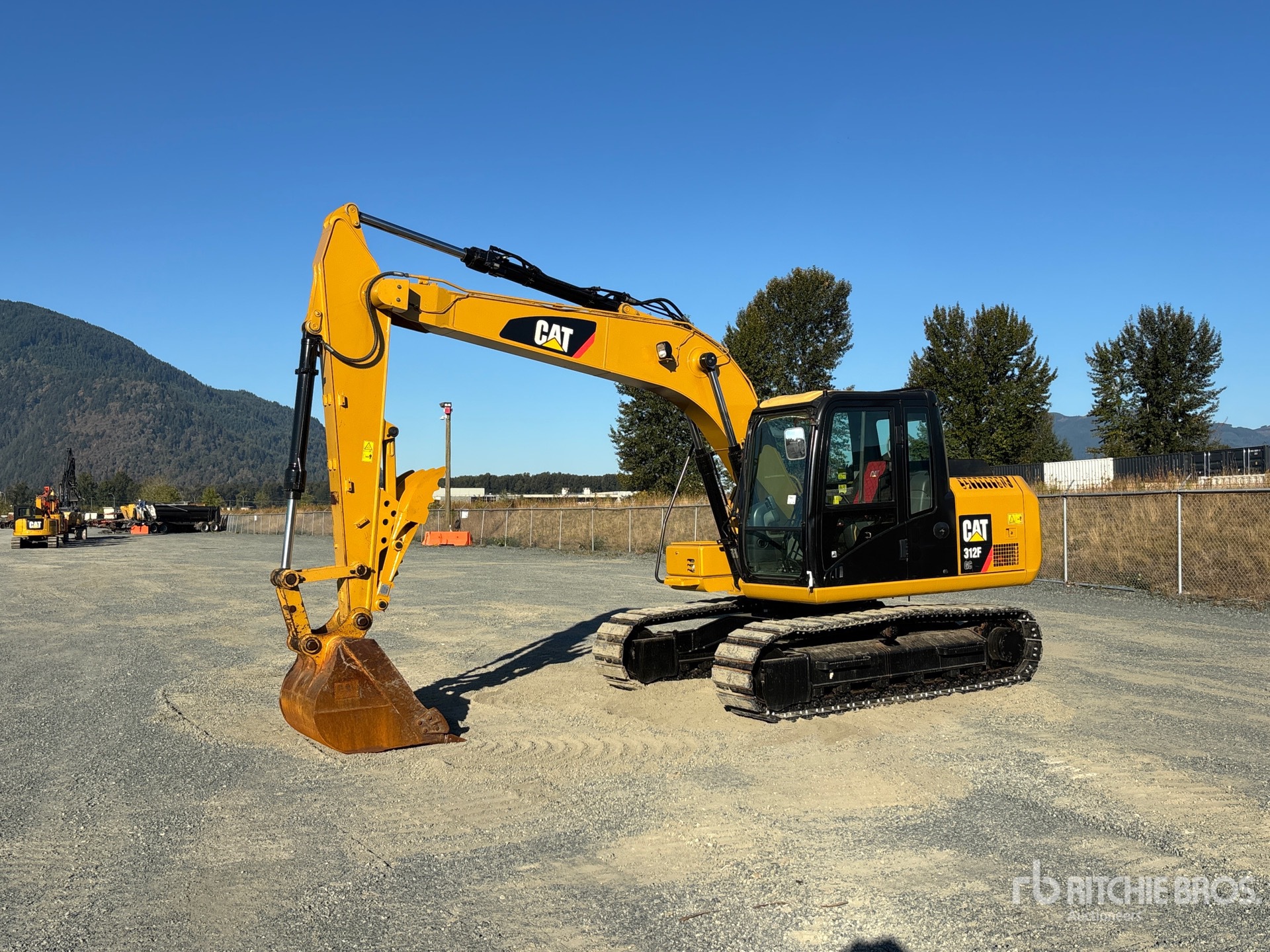 2016 Caterpillar 312FGC