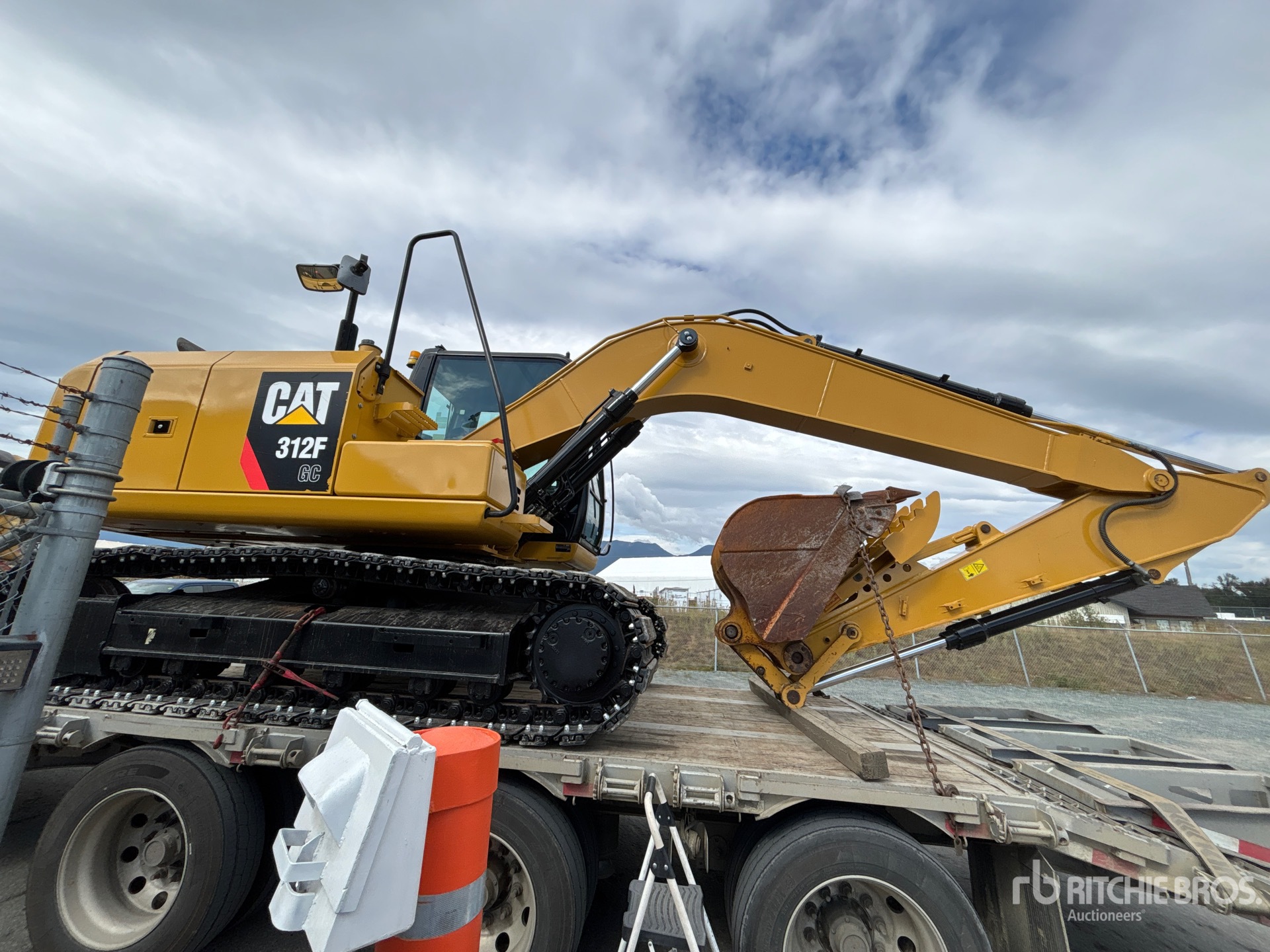 2016 Caterpillar 312FGC