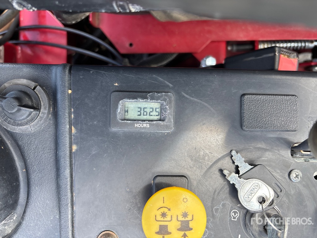 General Appearance with Hour Meter / Odometer