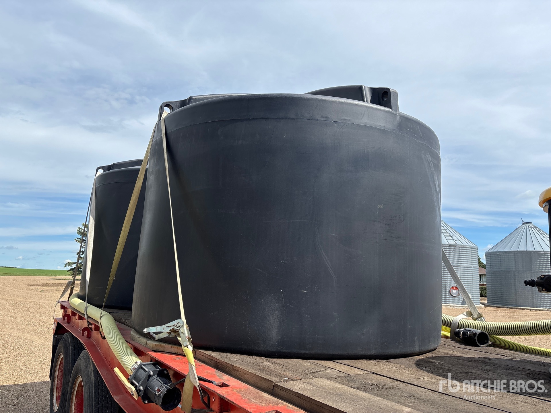 1970 Fruehauf 40 ft T/A Sprayer Nurse